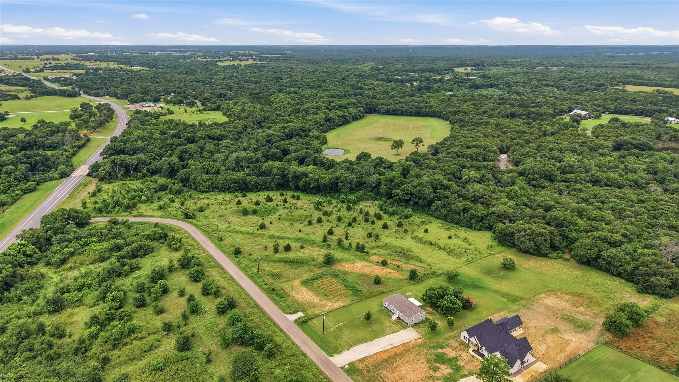 Unimproved Land For Sale in Grayson County , TBD Reast Road, Whitesboro, Texas 76273, 0, 0, Garage spaces, 0 Sqft, built in 0, mls#21298958, Real Estate Agent in Whitesboro, Homes For Sale in Grayson county, Homes For Sale in Whitesboro, Realtor in Whitesboro Texas, Real Estate Brokerage Independent Realty Texas, Luminita Cordes Realtor
