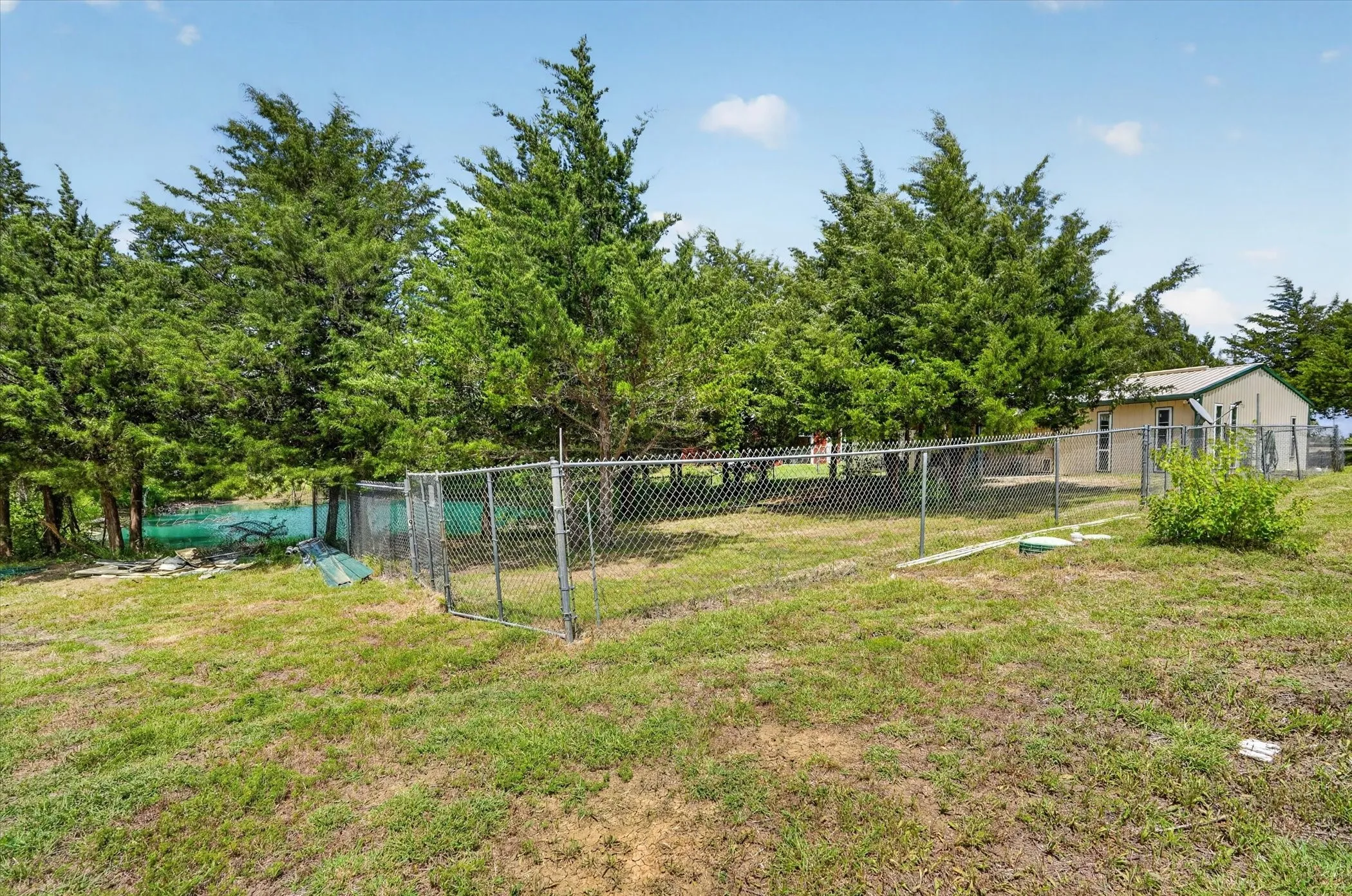 Single Family Residence For Sale in Hunt County , 8088 Telegraph Road, Quinlan, Texas 75474, 3 Bedroom, 2 Bathroom, 2 Garage spaces, 1,500 Sqft, built in 2019, mls#21300891, Real Estate Agent in Quinlan, Homes For Sale in Hunt county, Homes For Sale in Quinlan, Realtor in Quinlan Texas, Real Estate Brokerage Independent Realty Texas, Luminita Cordes Realtor