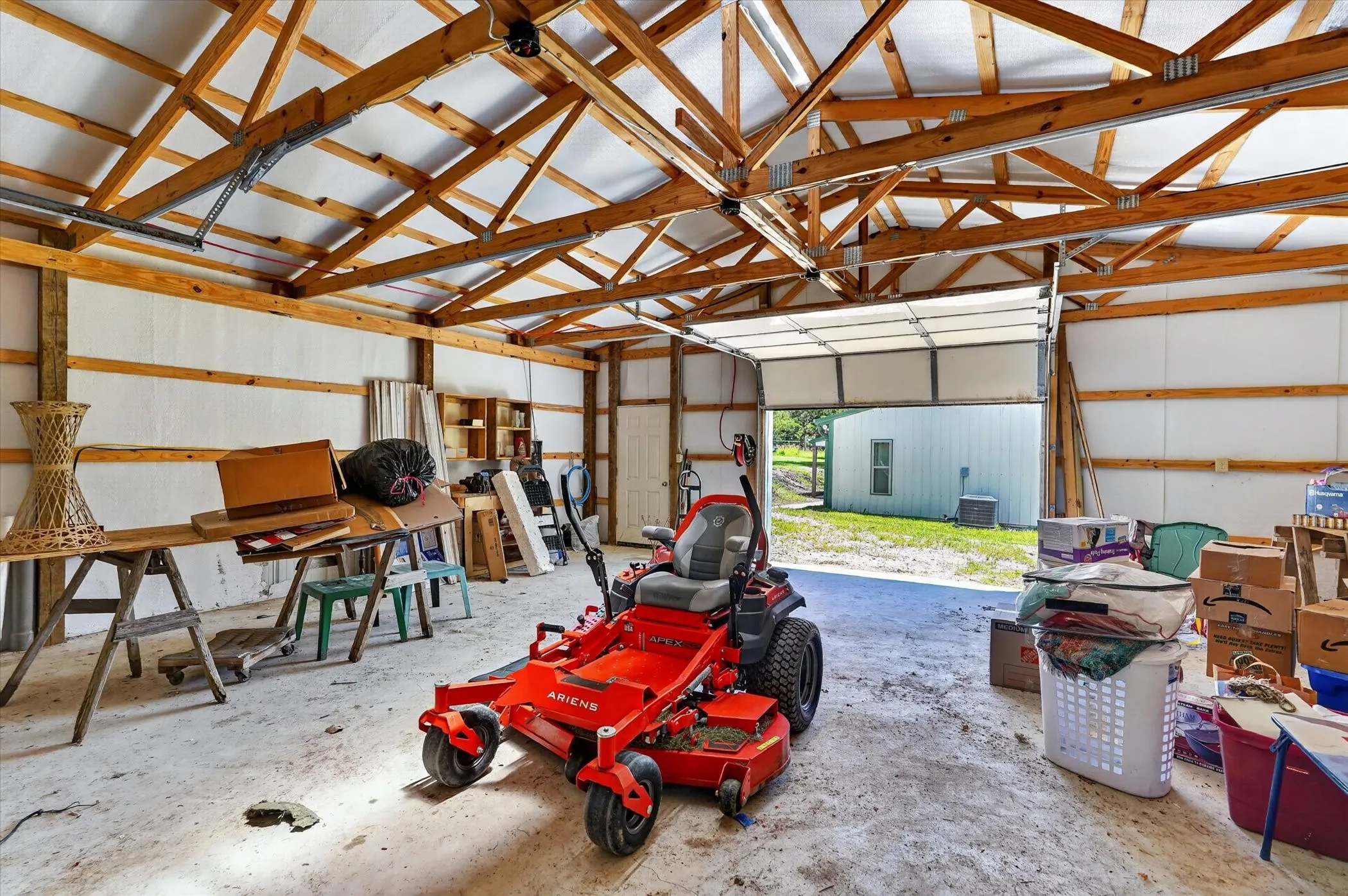 Single Family Residence For Sale in Hunt County , 8088 Telegraph Road, Quinlan, Texas 75474, 3 Bedroom, 2 Bathroom, 2 Garage spaces, 1,500 Sqft, built in 2019, mls#21300891, Real Estate Agent in Quinlan, Homes For Sale in Hunt county, Homes For Sale in Quinlan, Realtor in Quinlan Texas, Real Estate Brokerage Independent Realty Texas, Luminita Cordes Realtor