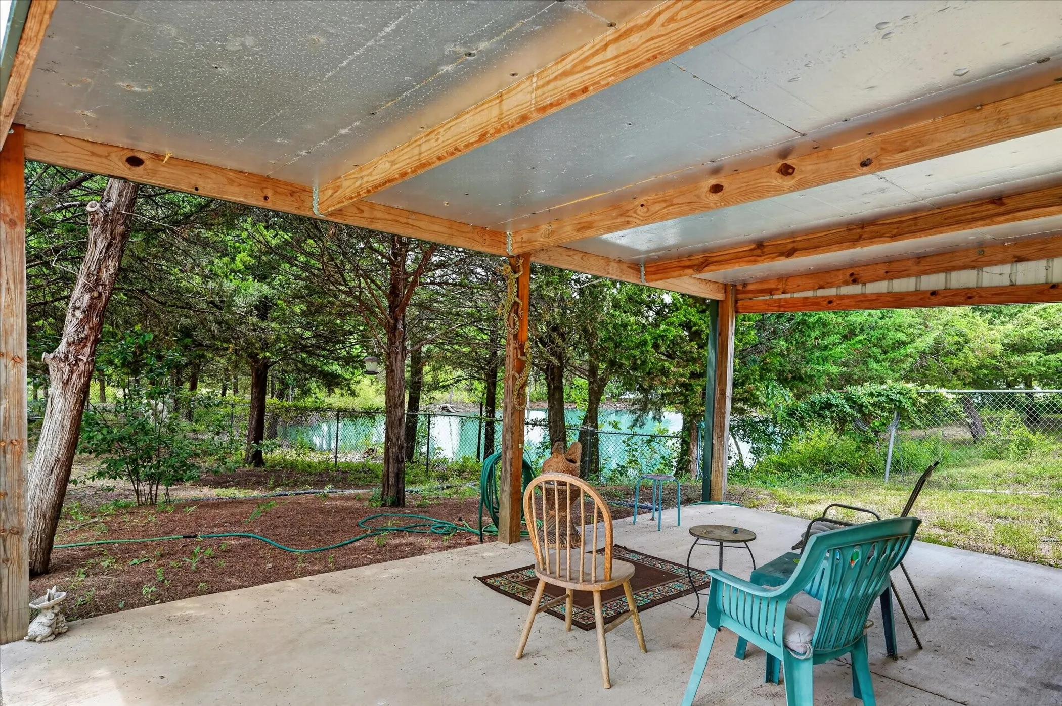 Single Family Residence For Sale in Hunt County , 8088 Telegraph Road, Quinlan, Texas 75474, 3 Bedroom, 2 Bathroom, 2 Garage spaces, 1,500 Sqft, built in 2019, mls#21300891, Real Estate Agent in Quinlan, Homes For Sale in Hunt county, Homes For Sale in Quinlan, Realtor in Quinlan Texas, Real Estate Brokerage Independent Realty Texas, Luminita Cordes Realtor