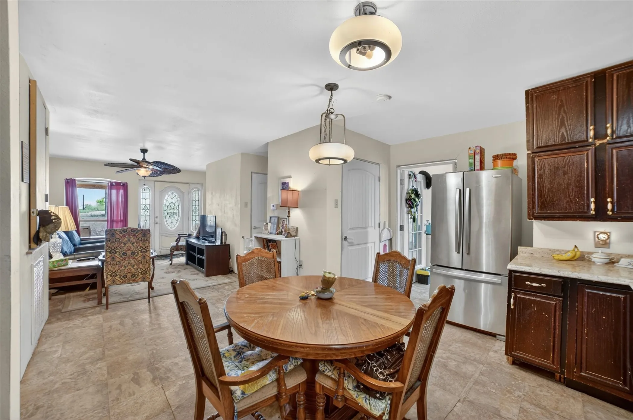Single Family Residence For Sale in Hunt County , 8088 Telegraph Road, Quinlan, Texas 75474, 3 Bedroom, 2 Bathroom, 2 Garage spaces, 1,500 Sqft, built in 2019, mls#21300891, Real Estate Agent in Quinlan, Homes For Sale in Hunt county, Homes For Sale in Quinlan, Realtor in Quinlan Texas, Real Estate Brokerage Independent Realty Texas, Luminita Cordes Realtor