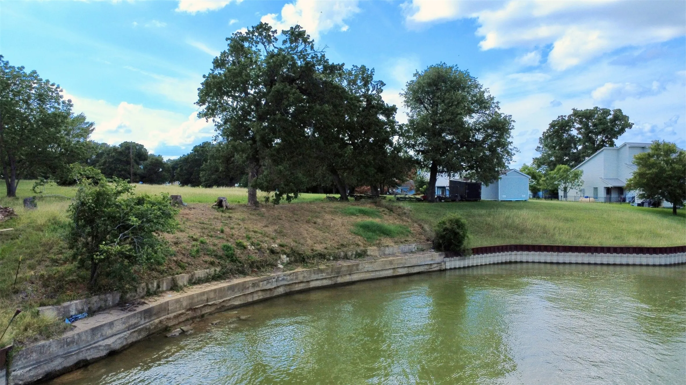 Improved Land For Sale in Navarro County , 5001 Arrowhead Point, Streetman, Texas 75859, 0, 0, Garage spaces, 0 Sqft, built in 0, Price $99,900, mls#21298338, Real Estate Agent in Streetman, Homes For Sale in Navarro county, Homes For Sale in Streetman, Realtor in Streetman Texas, Real Estate Brokerage Independent Realty Texas, Luminita Cordes Realtor