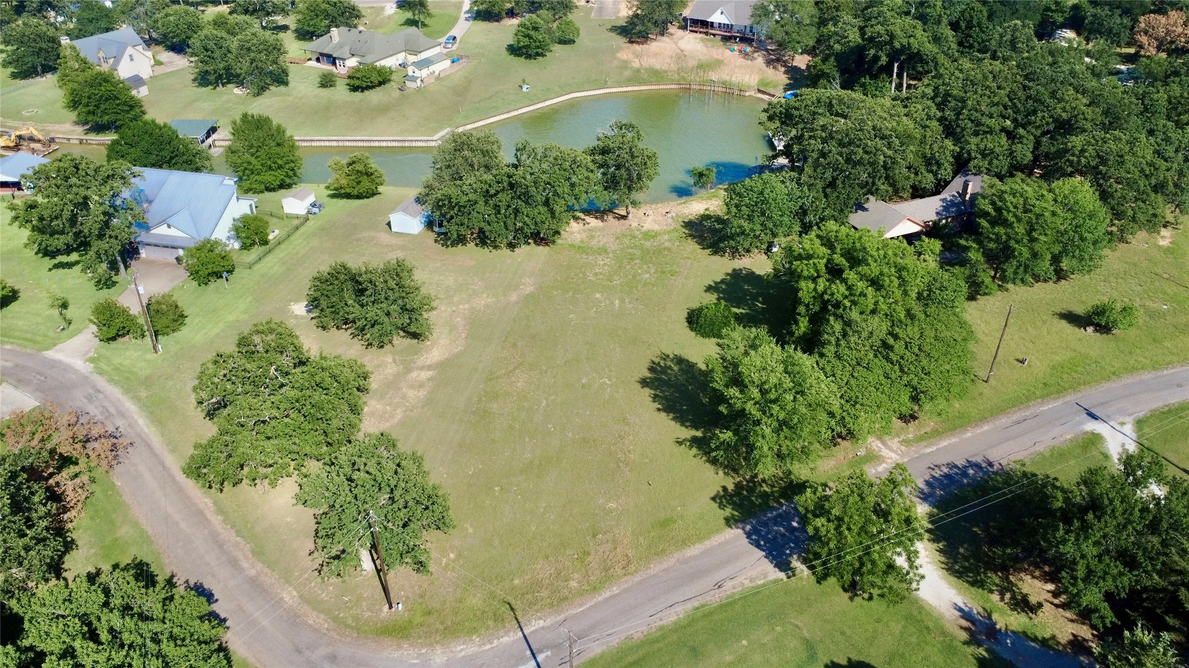 Improved Land For Sale in Navarro County , 5001 Arrowhead Point, Streetman, Texas 75859, 0, 0, Garage spaces, 0 Sqft, built in 0, Price $99,900, mls#21298338, Real Estate Agent in Streetman, Homes For Sale in Navarro county, Homes For Sale in Streetman, Realtor in Streetman Texas, Real Estate Brokerage Independent Realty Texas, Luminita Cordes Realtor