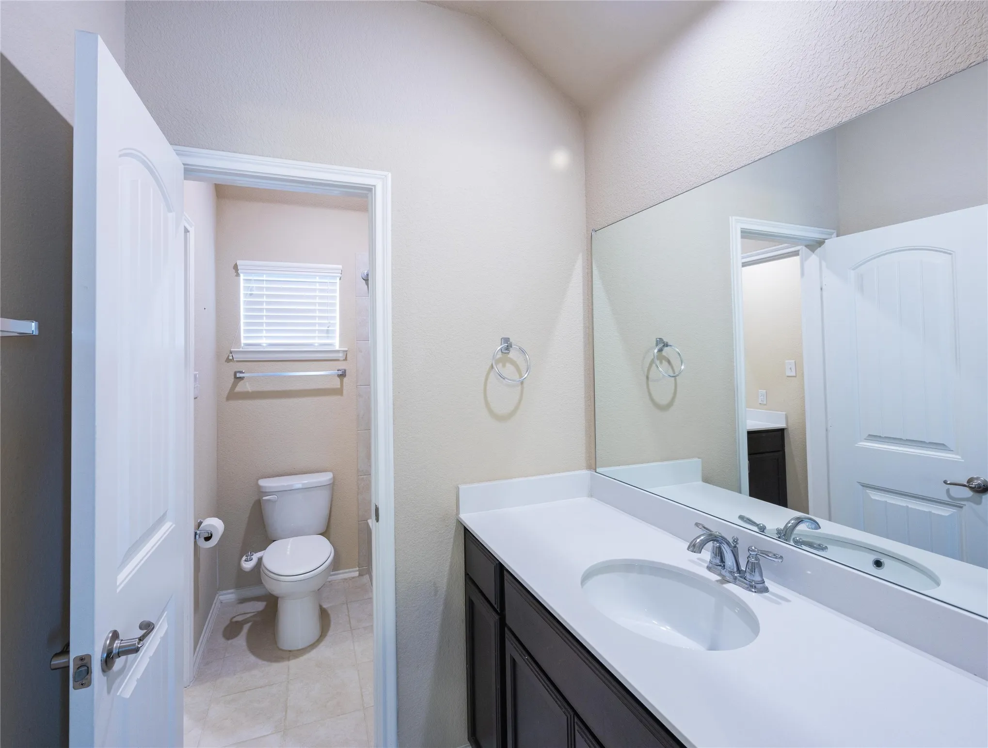 Single Family Residence For Rent in Collin County , 9821 Prairie dog Lane, Mc Kinney, Texas 75071, 3 Bedroom, 3 Bathroom, 2 Garage spaces, 2,292 Sqft, built in 2017, mls#21302606, Real Estate Agent in Mc Kinney, Homes For Rent in Collin county, Homes For Rent in Mc Kinney, Realtor in Mc Kinney Texas, Real Estate Brokerage Independent Realty Texas, Luminita Cordes Realtor