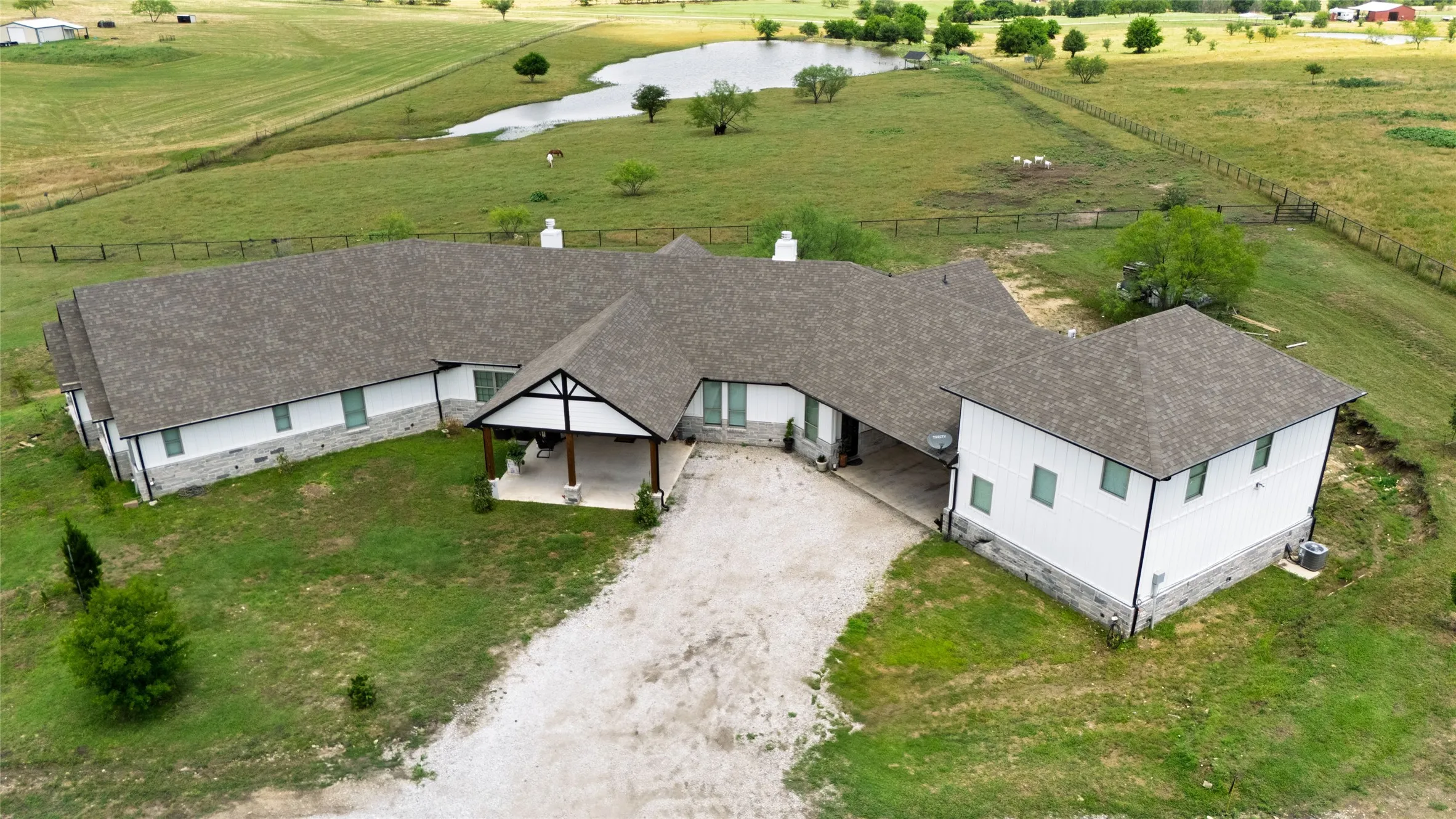 Single Family Residence For Sale in Wise County , 5559 CR 4010, Decatur, Texas 76234, 4 Bedroom, 2 Bathroom, 2 Garage spaces, 4,084 Sqft, built in 2023, Price $1,100,000, mls#21302611, Real Estate Agent in Decatur, Homes For Sale in Wise county, Homes For Sale in Decatur, Realtor in Decatur Texas, Real Estate Brokerage Independent Realty Texas, Luminita Cordes Realtor