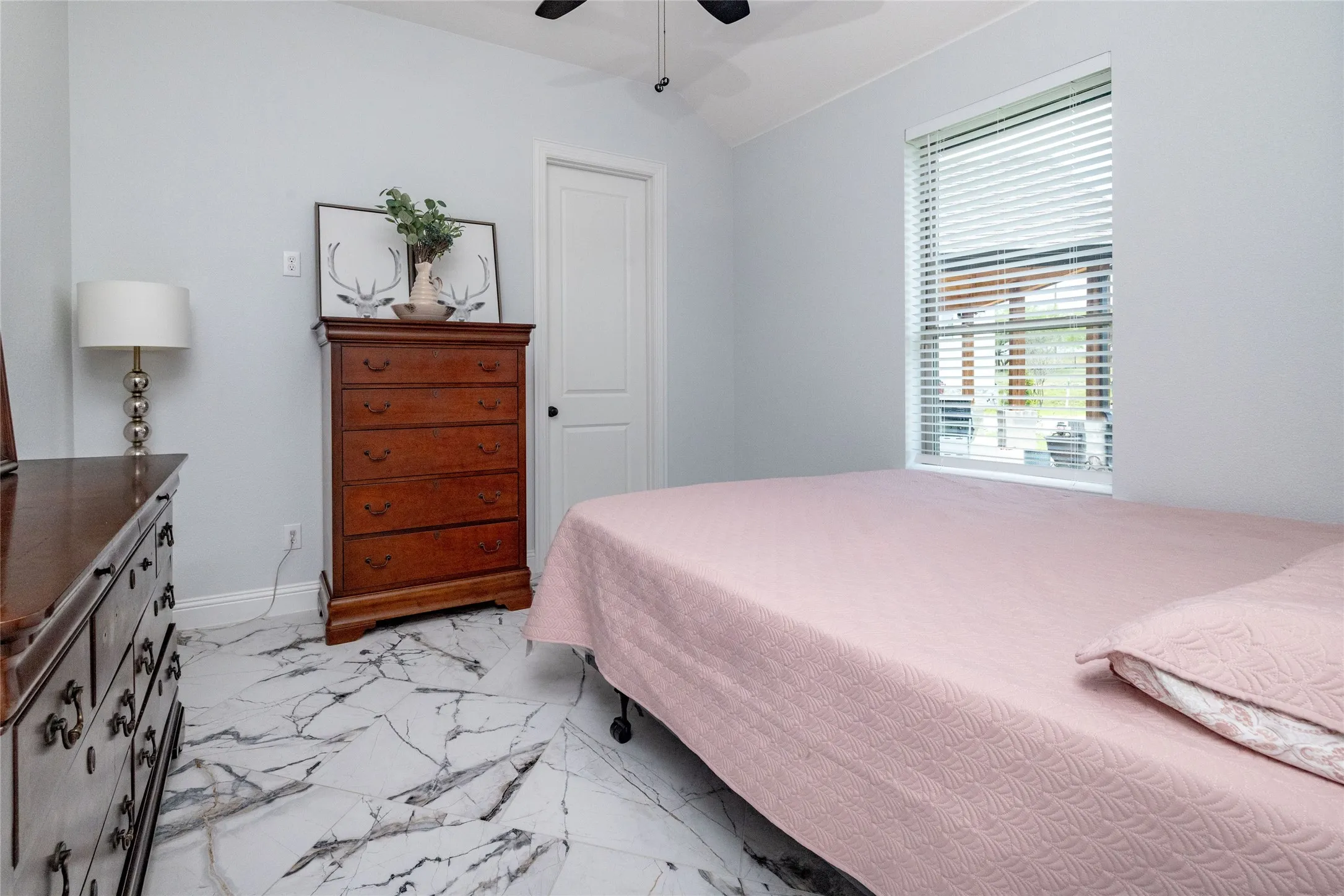 Single Family Residence For Sale in Wise County , 5559 CR 4010, Decatur, Texas 76234, 4 Bedroom, 2 Bathroom, 2 Garage spaces, 4,084 Sqft, built in 2023, Price $1,100,000, mls#21302611, Real Estate Agent in Decatur, Homes For Sale in Wise county, Homes For Sale in Decatur, Realtor in Decatur Texas, Real Estate Brokerage Independent Realty Texas, Luminita Cordes Realtor