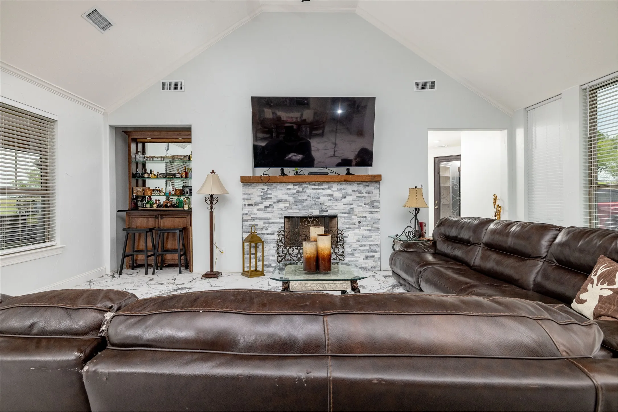 Single Family Residence For Sale in Wise County , 5559 CR 4010, Decatur, Texas 76234, 4 Bedroom, 2 Bathroom, 2 Garage spaces, 4,084 Sqft, built in 2023, Price $1,100,000, mls#21302611, Real Estate Agent in Decatur, Homes For Sale in Wise county, Homes For Sale in Decatur, Realtor in Decatur Texas, Real Estate Brokerage Independent Realty Texas, Luminita Cordes Realtor