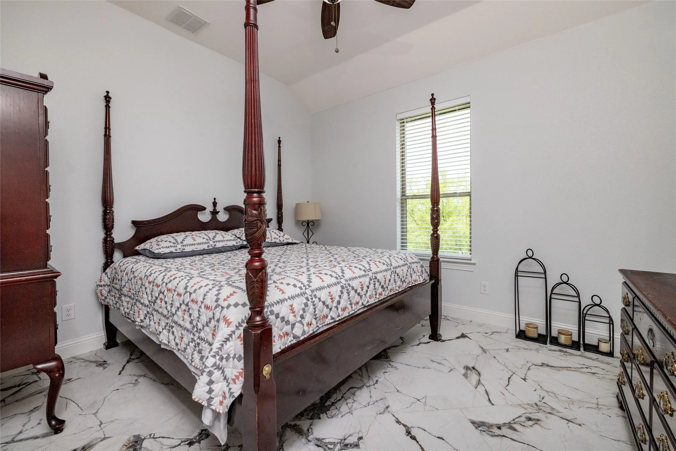 Single Family Residence For Sale in Wise County , 5559 CR 4010, Decatur, Texas 76234, 4 Bedroom, 2 Bathroom, 2 Garage spaces, 4,084 Sqft, built in 2023, Price $1,100,000, mls#21302611, Real Estate Agent in Decatur, Homes For Sale in Wise county, Homes For Sale in Decatur, Realtor in Decatur Texas, Real Estate Brokerage Independent Realty Texas, Luminita Cordes Realtor