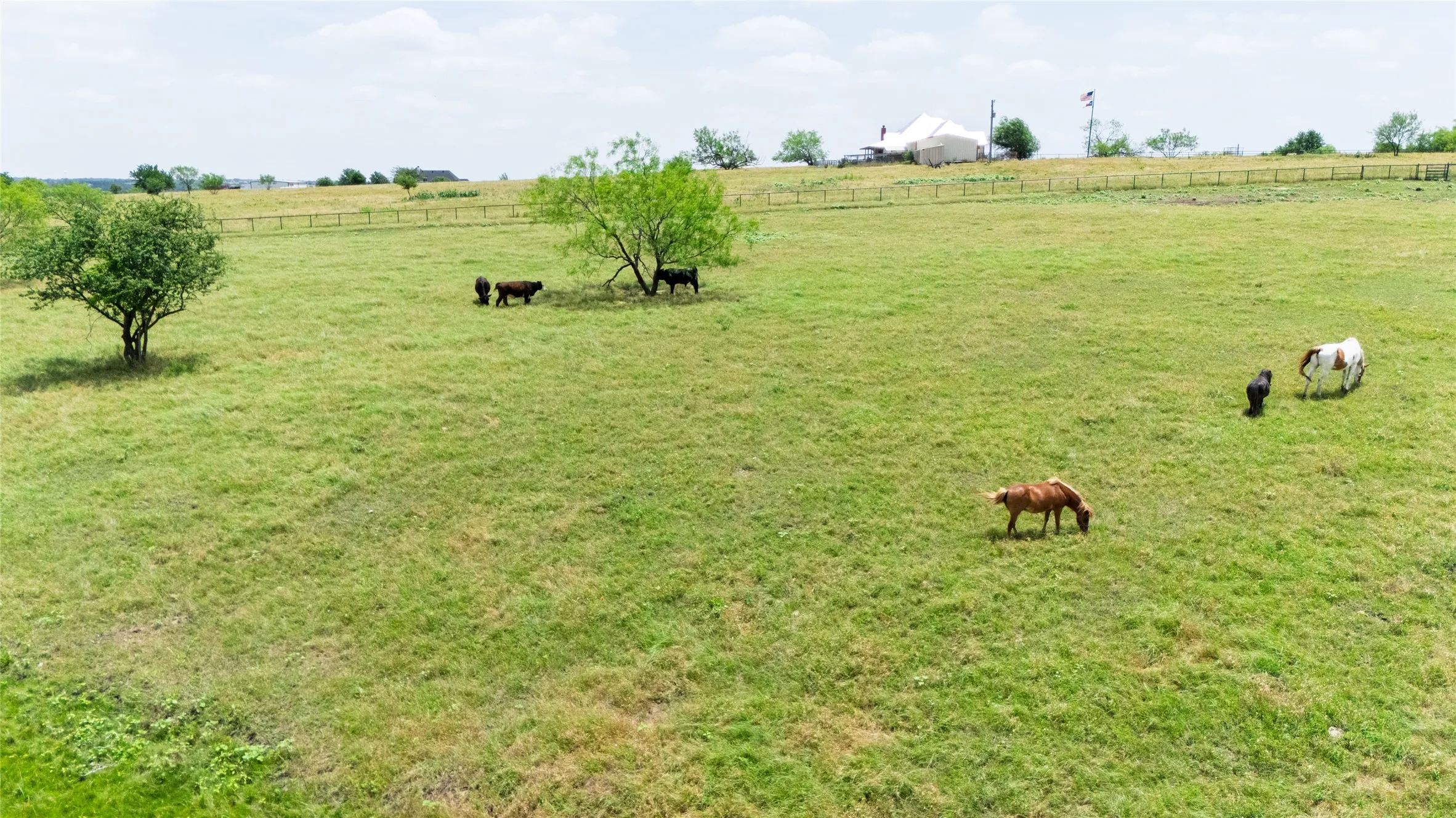 Single Family Residence For Sale in Wise County , 5559 CR 4010, Decatur, Texas 76234, 4 Bedroom, 2 Bathroom, 2 Garage spaces, 4,084 Sqft, built in 2023, Price $1,100,000, mls#21302611, Real Estate Agent in Decatur, Homes For Sale in Wise county, Homes For Sale in Decatur, Realtor in Decatur Texas, Real Estate Brokerage Independent Realty Texas, Luminita Cordes Realtor