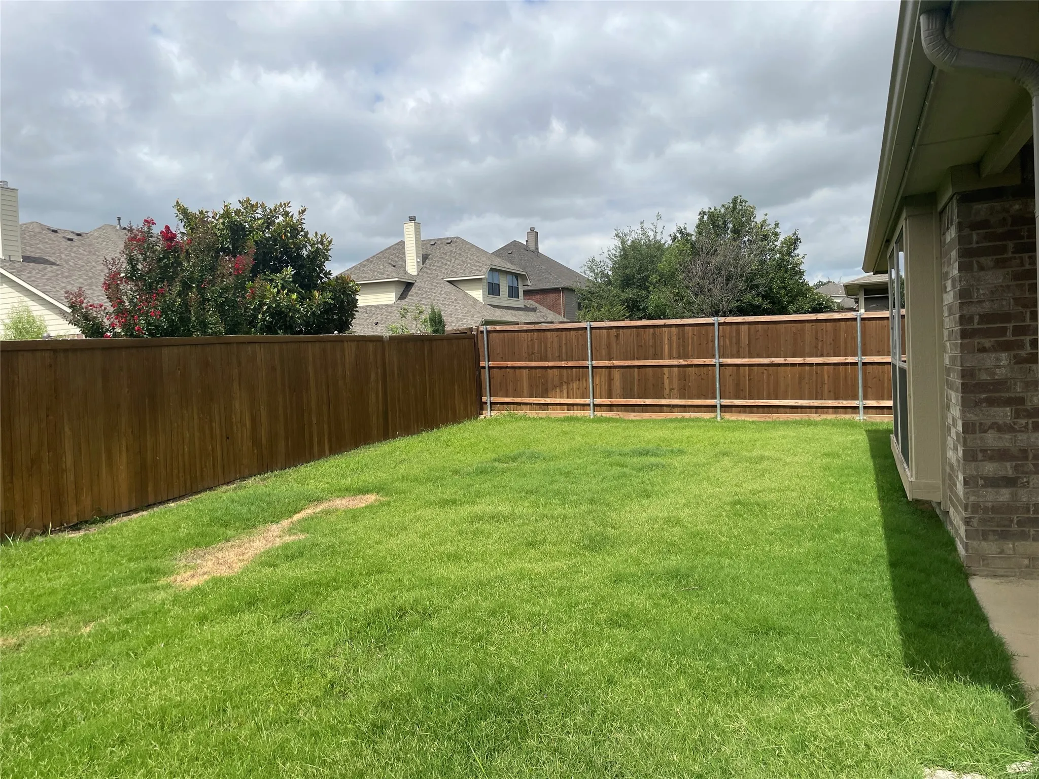 Single Family Residence For Rent in Denton County , 421 Brighton Street, Roanoke, Texas 76262, 4 Bedroom, 3 Bathroom, 2 Garage spaces, 2,676 Sqft, built in 2008, mls#21302528, Real Estate Agent in Roanoke, Homes For Rent in Denton county, Homes For Rent in Roanoke, Realtor in Roanoke Texas, Real Estate Brokerage Independent Realty Texas, Luminita Cordes Realtor