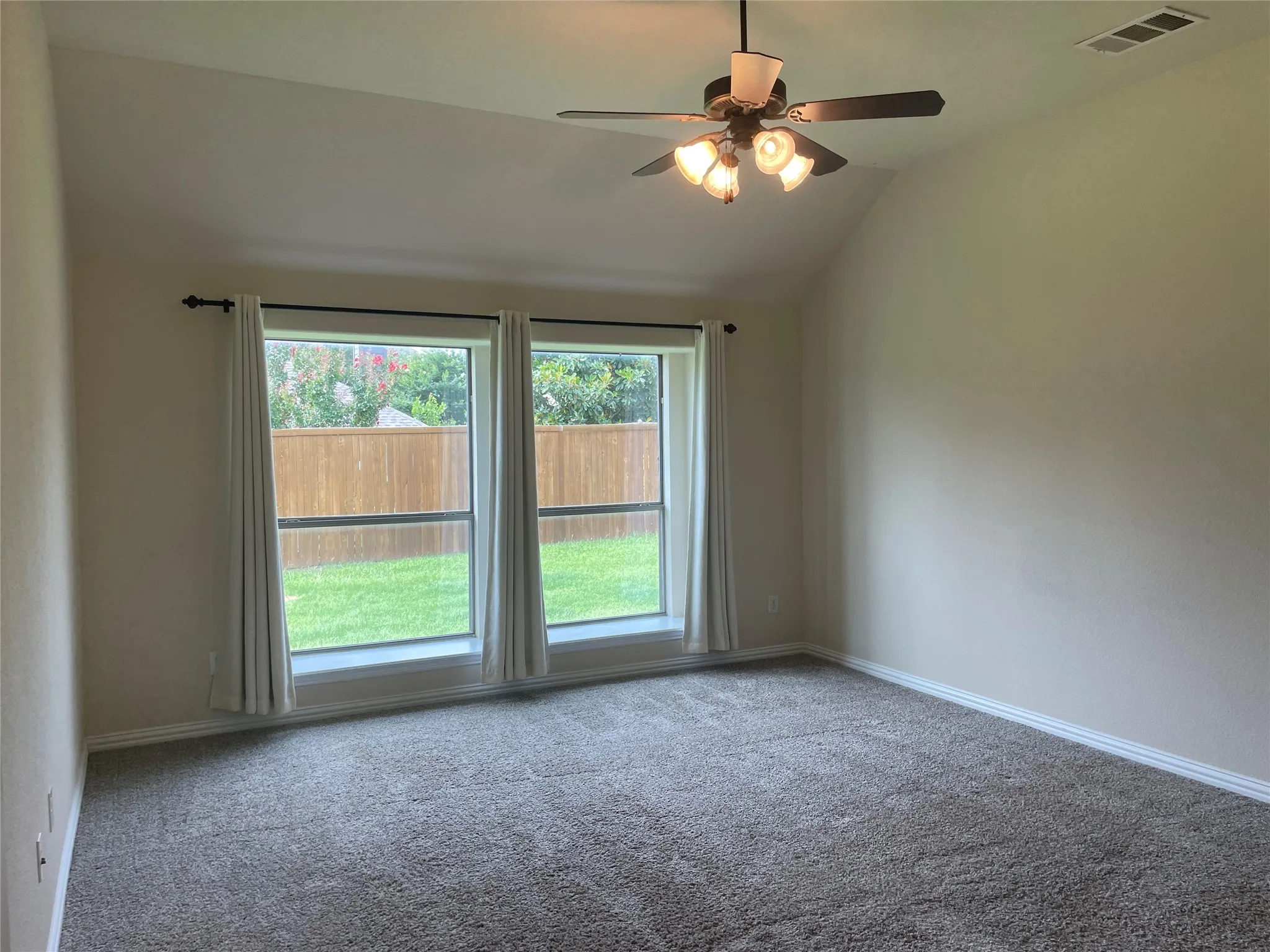 Single Family Residence For Rent in Denton County , 421 Brighton Street, Roanoke, Texas 76262, 4 Bedroom, 3 Bathroom, 2 Garage spaces, 2,676 Sqft, built in 2008, mls#21302528, Real Estate Agent in Roanoke, Homes For Rent in Denton county, Homes For Rent in Roanoke, Realtor in Roanoke Texas, Real Estate Brokerage Independent Realty Texas, Luminita Cordes Realtor