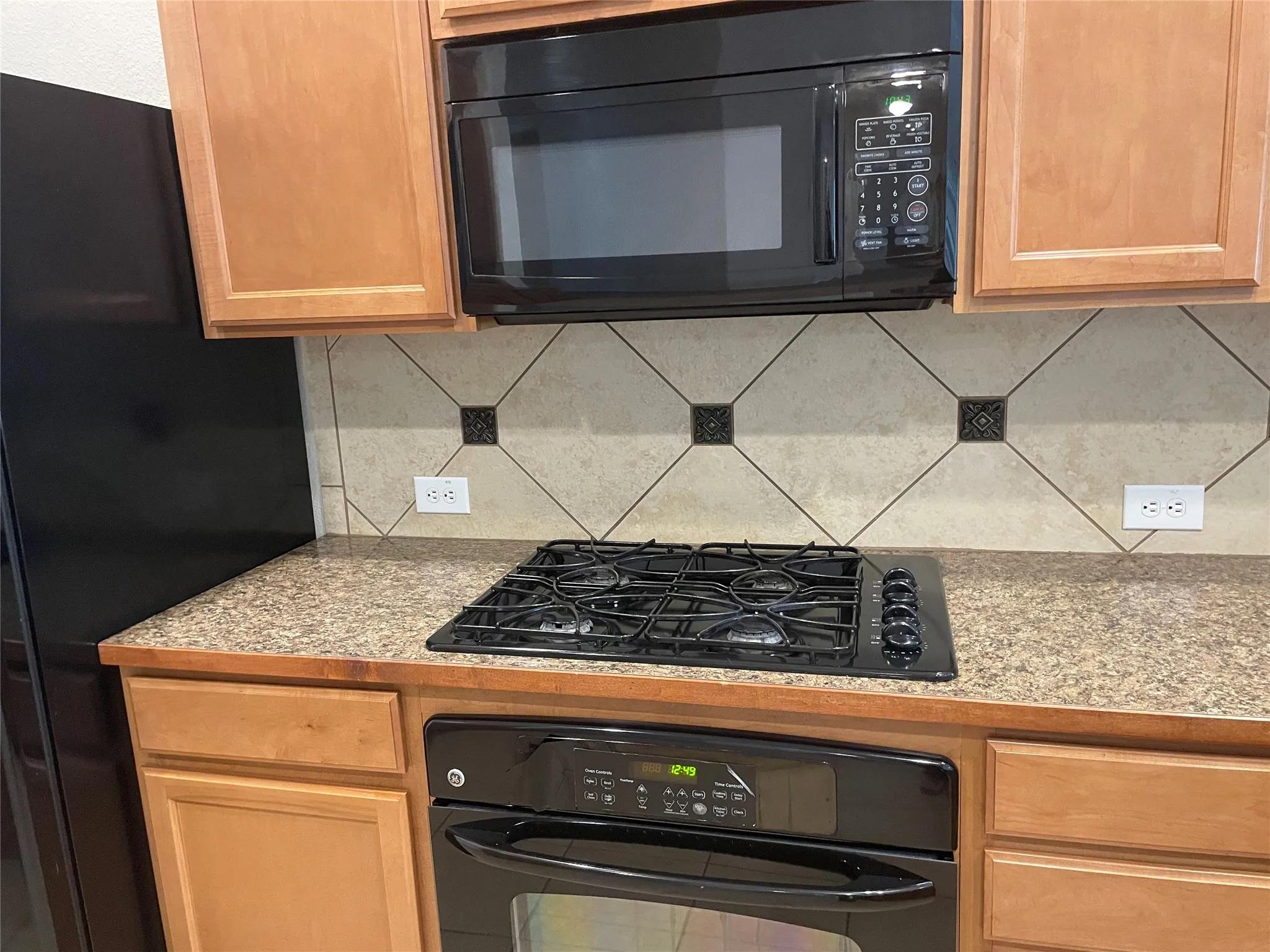 Single Family Residence For Rent in Denton County , 421 Brighton Street, Roanoke, Texas 76262, 4 Bedroom, 3 Bathroom, 2 Garage spaces, 2,676 Sqft, built in 2008, mls#21302528, Real Estate Agent in Roanoke, Homes For Rent in Denton county, Homes For Rent in Roanoke, Realtor in Roanoke Texas, Real Estate Brokerage Independent Realty Texas, Luminita Cordes Realtor