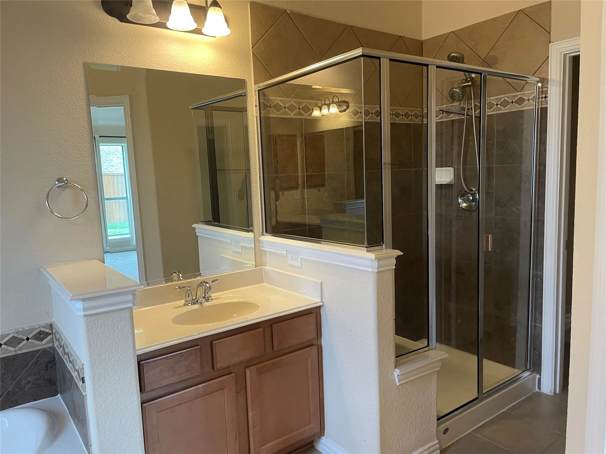 Single Family Residence For Rent in Denton County , 421 Brighton Street, Roanoke, Texas 76262, 4 Bedroom, 3 Bathroom, 2 Garage spaces, 2,676 Sqft, built in 2008, mls#21302528, Real Estate Agent in Roanoke, Homes For Rent in Denton county, Homes For Rent in Roanoke, Realtor in Roanoke Texas, Real Estate Brokerage Independent Realty Texas, Luminita Cordes Realtor