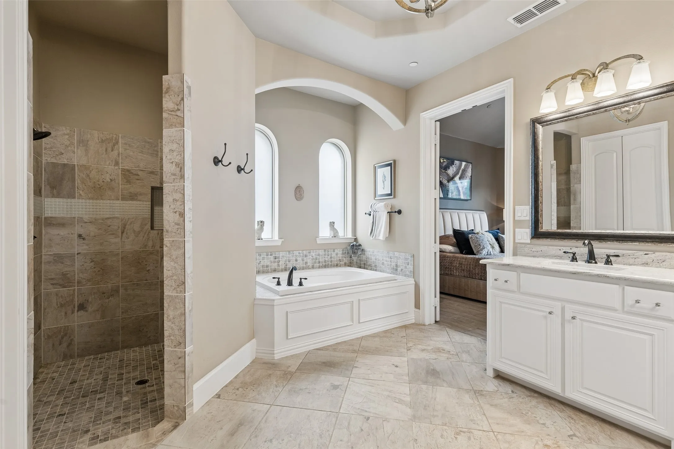 Single Family Residence For Sale in Denton County , 7202 Greystone Lane, Frisco, Texas 75034, 5 Bedroom, 6 Bathroom, 3 Garage spaces, 5,257 Sqft, built in 2013, mls#21302602, Real Estate Agent in Frisco, Homes For Sale in Denton county, Homes For Sale in Frisco, Realtor in Frisco Texas, Real Estate Brokerage Independent Realty Texas, Luminita Cordes Realtor