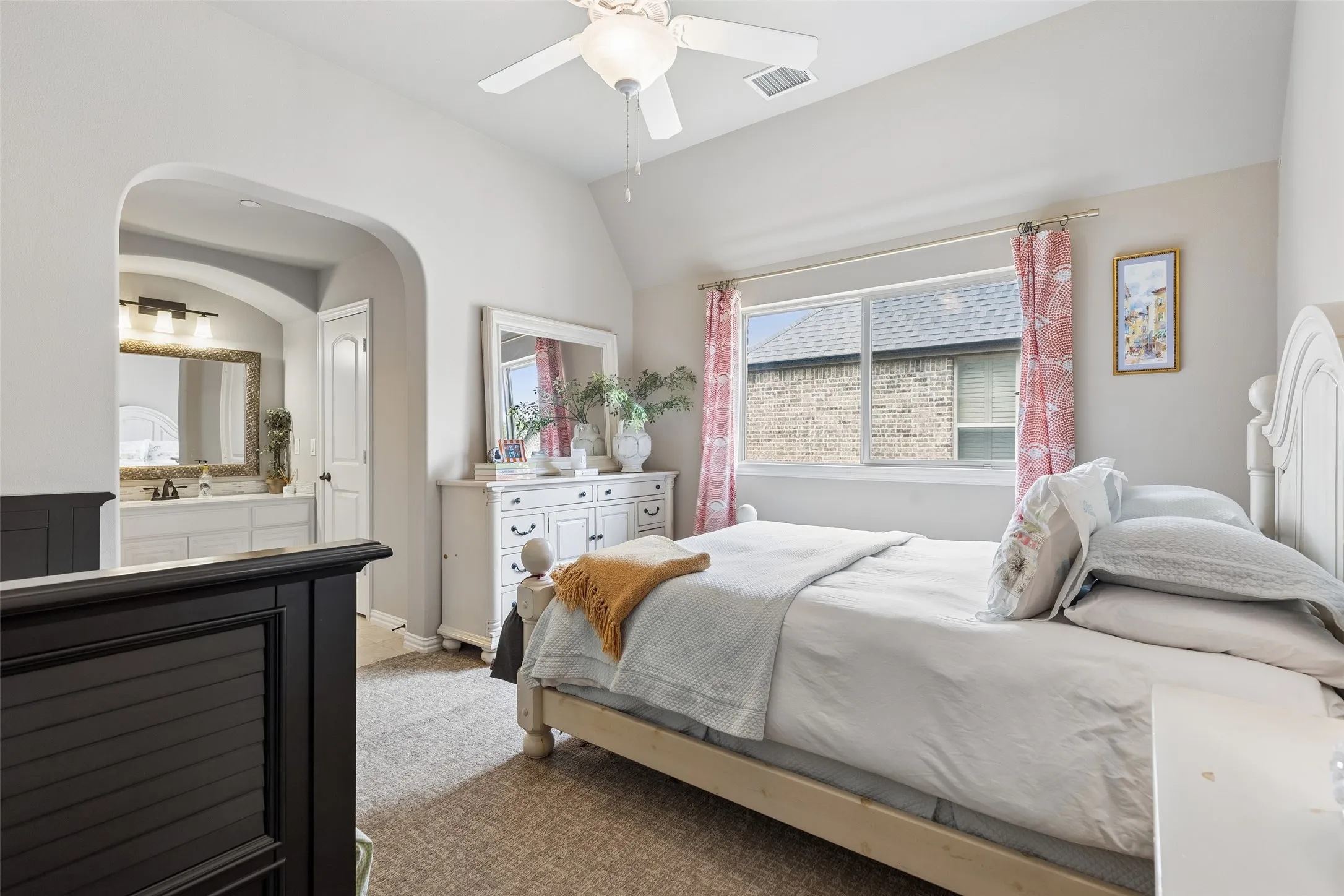 Single Family Residence For Sale in Denton County , 7202 Greystone Lane, Frisco, Texas 75034, 5 Bedroom, 6 Bathroom, 3 Garage spaces, 5,257 Sqft, built in 2013, mls#21302602, Real Estate Agent in Frisco, Homes For Sale in Denton county, Homes For Sale in Frisco, Realtor in Frisco Texas, Real Estate Brokerage Independent Realty Texas, Luminita Cordes Realtor