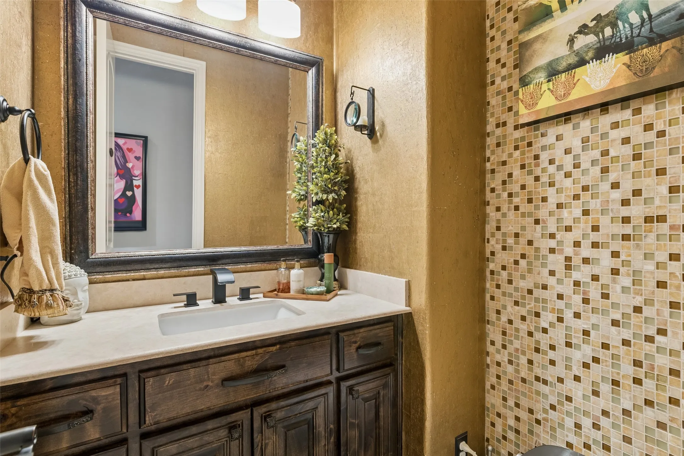Single Family Residence For Sale in Denton County , 7202 Greystone Lane, Frisco, Texas 75034, 5 Bedroom, 6 Bathroom, 3 Garage spaces, 5,257 Sqft, built in 2013, mls#21302602, Real Estate Agent in Frisco, Homes For Sale in Denton county, Homes For Sale in Frisco, Realtor in Frisco Texas, Real Estate Brokerage Independent Realty Texas, Luminita Cordes Realtor
