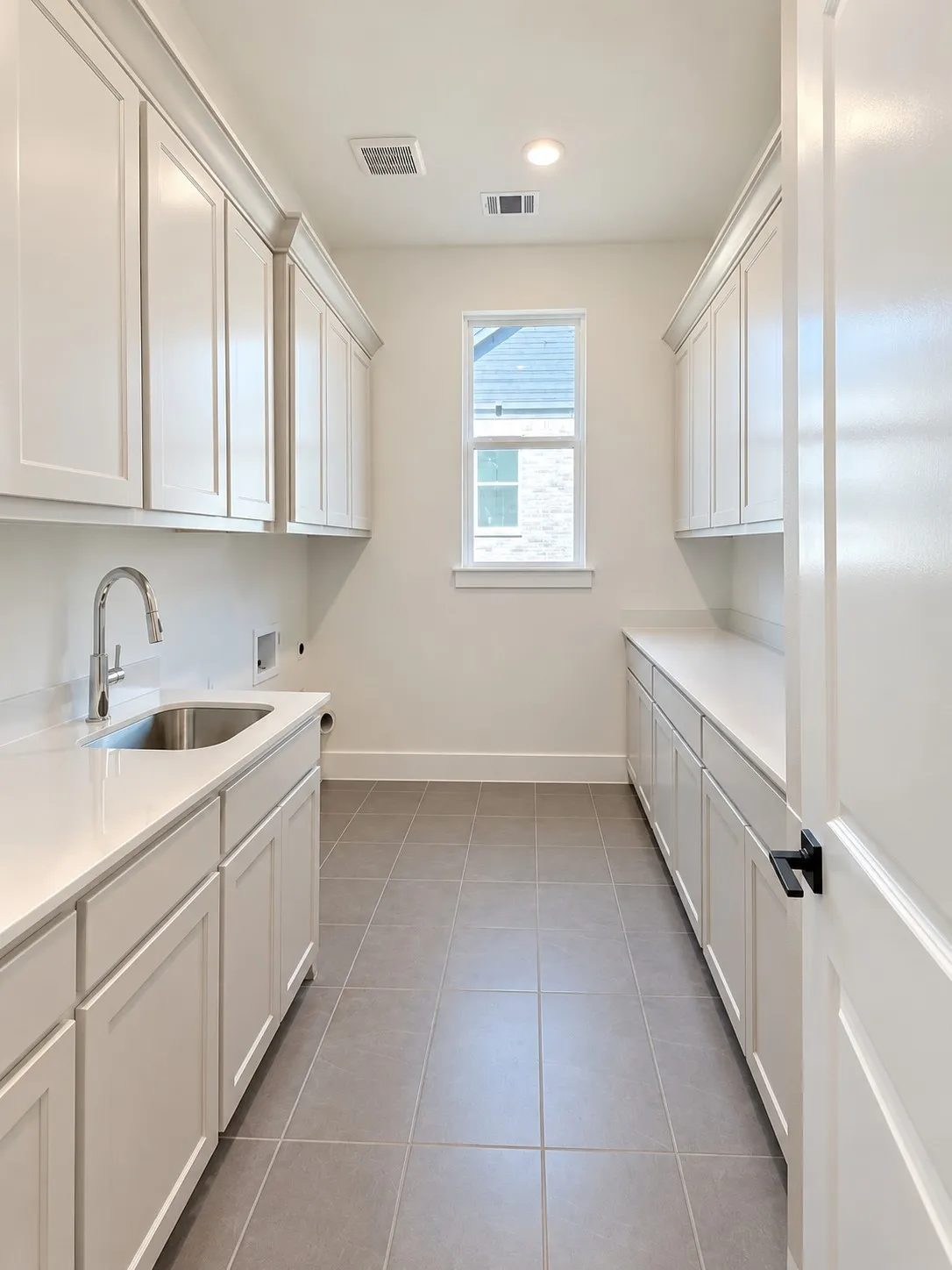 Single Family Residence For Sale in Denton County , 1412 Hidden Cove, Lakewood Village, Texas 75068, 5 Bedroom, 6 Bathroom, 4 Garage spaces, 4,989 Sqft, built in 2026, mls#21297056, Real Estate Agent in Lakewood Village, Homes For Sale in Denton county, Homes For Sale in Lakewood Village, Realtor in Lakewood Village Texas, Real Estate Brokerage Independent Realty Texas, Luminita Cordes Realtor