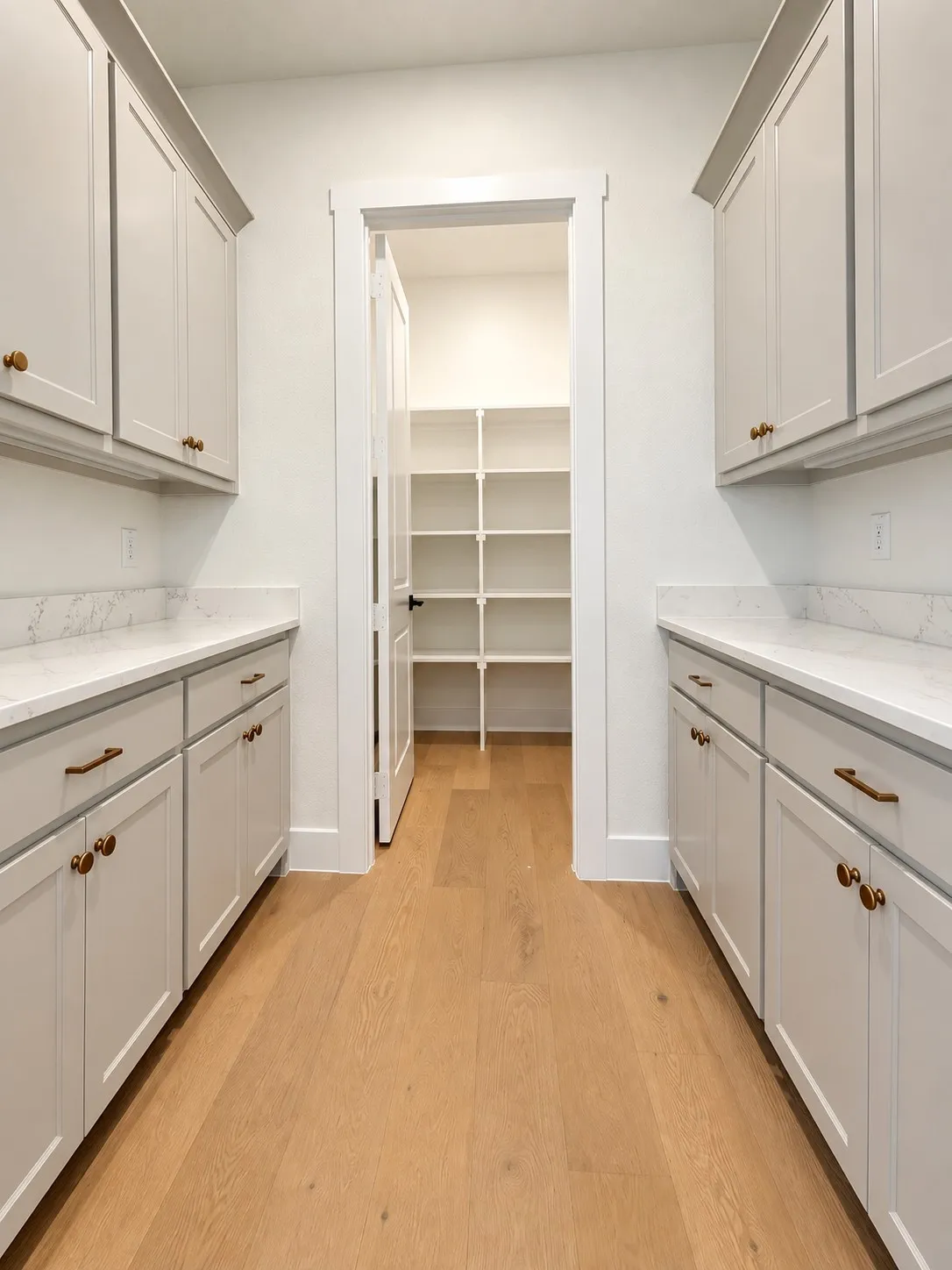 Single Family Residence For Sale in Denton County , 1412 Hidden Cove, Lakewood Village, Texas 75068, 5 Bedroom, 6 Bathroom, 4 Garage spaces, 4,989 Sqft, built in 2026, mls#21297056, Real Estate Agent in Lakewood Village, Homes For Sale in Denton county, Homes For Sale in Lakewood Village, Realtor in Lakewood Village Texas, Real Estate Brokerage Independent Realty Texas, Luminita Cordes Realtor