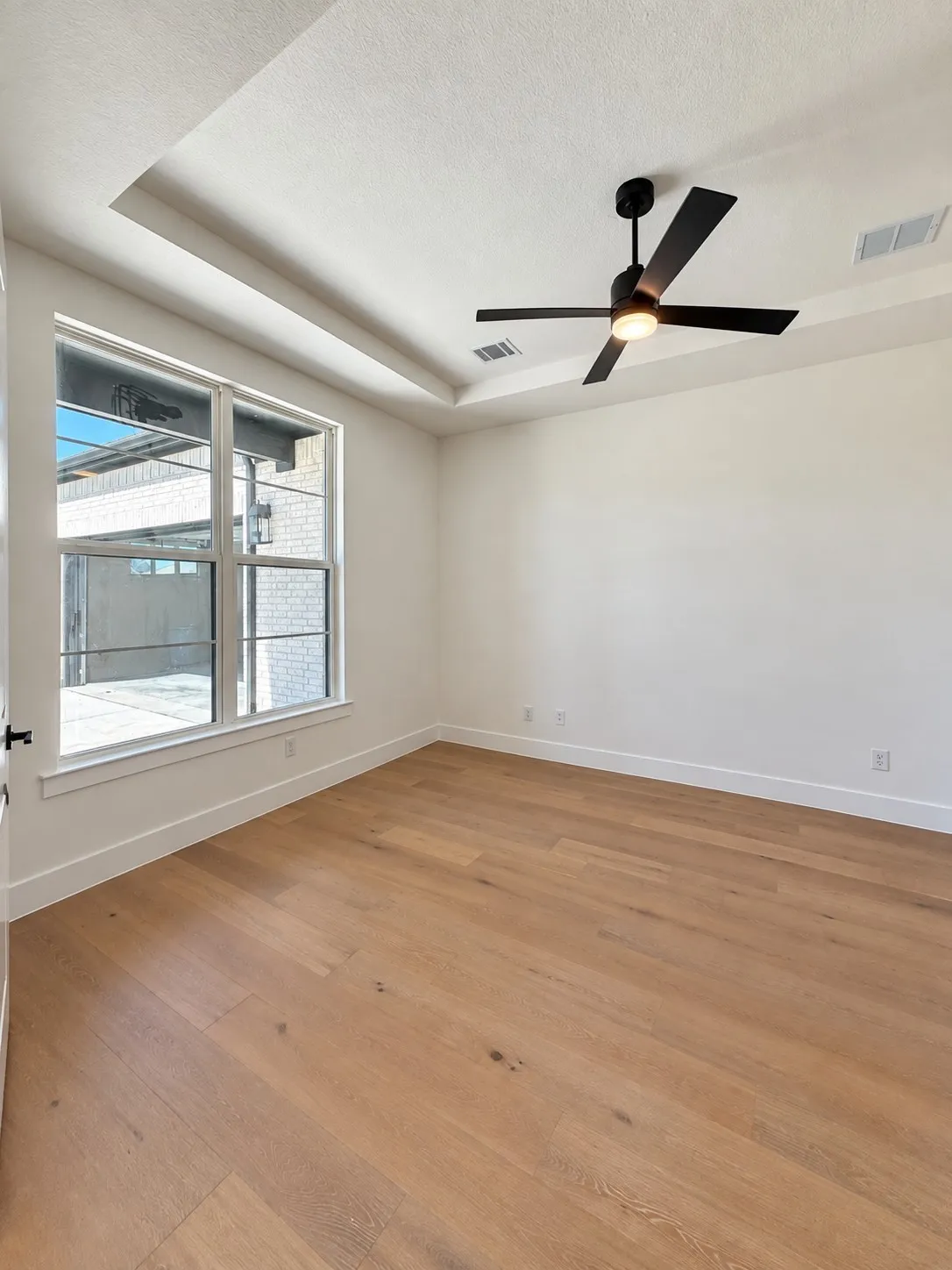 Single Family Residence For Sale in Denton County , 1412 Hidden Cove, Lakewood Village, Texas 75068, 5 Bedroom, 6 Bathroom, 4 Garage spaces, 4,989 Sqft, built in 2026, mls#21297056, Real Estate Agent in Lakewood Village, Homes For Sale in Denton county, Homes For Sale in Lakewood Village, Realtor in Lakewood Village Texas, Real Estate Brokerage Independent Realty Texas, Luminita Cordes Realtor