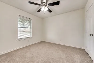 Single Family Residence For Rent in Denton County , 205 Tonto Street, Aubrey, Texas 76227, 3 Bedroom, 2 Bathroom, 2 Garage spaces, 1,207 Sqft, built in 2008, mls#21280978, Real Estate Agent in Aubrey, Homes For Rent in Denton county, Homes For Rent in Aubrey, Realtor in Aubrey Texas, Real Estate Brokerage Independent Realty Texas, Luminita Cordes Realtor