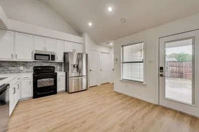 Single Family Residence For Rent in Denton County , 205 Tonto Street, Aubrey, Texas 76227, 3 Bedroom, 2 Bathroom, 2 Garage spaces, 1,207 Sqft, built in 2008, mls#21280978, Real Estate Agent in Aubrey, Homes For Rent in Denton county, Homes For Rent in Aubrey, Realtor in Aubrey Texas, Real Estate Brokerage Independent Realty Texas, Luminita Cordes Realtor