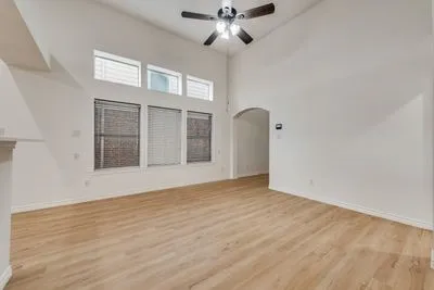 Single Family Residence For Rent in Denton County , 205 Tonto Street, Aubrey, Texas 76227, 3 Bedroom, 2 Bathroom, 2 Garage spaces, 1,207 Sqft, built in 2008, mls#21280978, Real Estate Agent in Aubrey, Homes For Rent in Denton county, Homes For Rent in Aubrey, Realtor in Aubrey Texas, Real Estate Brokerage Independent Realty Texas, Luminita Cordes Realtor