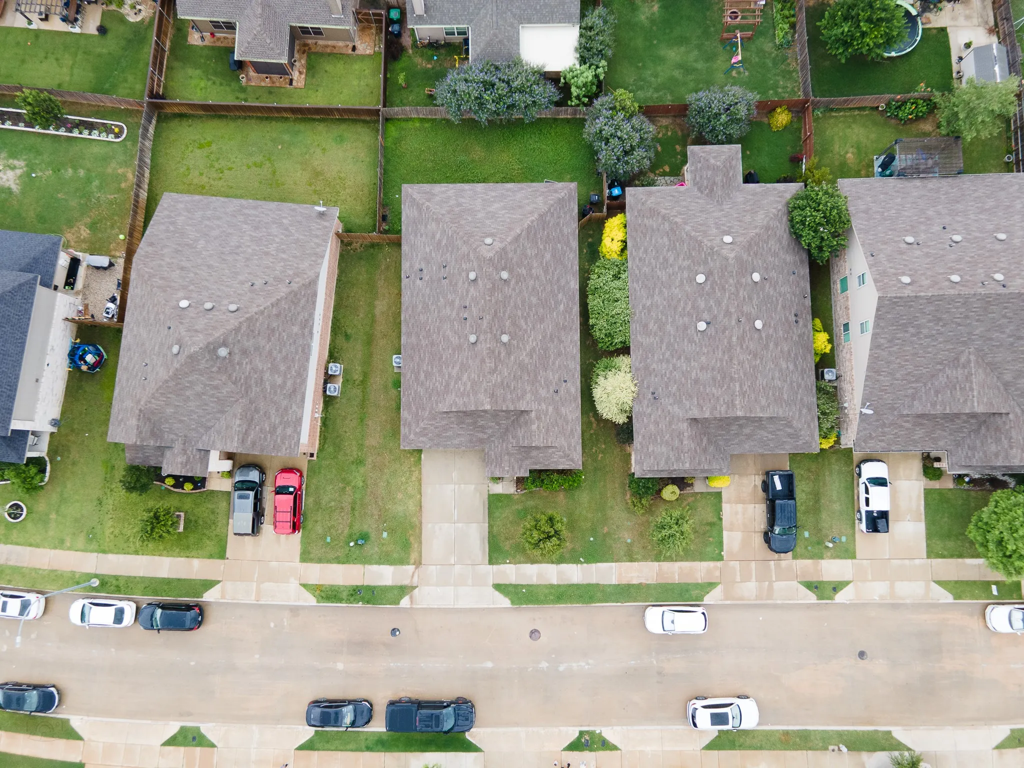 Single Family Residence For Sale in Tarrant County , 6249 Topsail Drive, Fort Worth, Texas 76179, 3 Bedroom, 2 Bathroom, 2 Garage spaces, 1,949 Sqft, built in 2017, mls#21295610, Real Estate Agent in Fort Worth, Homes For Sale in Tarrant county, Homes For Sale in Fort Worth, Realtor in Fort Worth Texas, Real Estate Brokerage Independent Realty Texas, Luminita Cordes Realtor