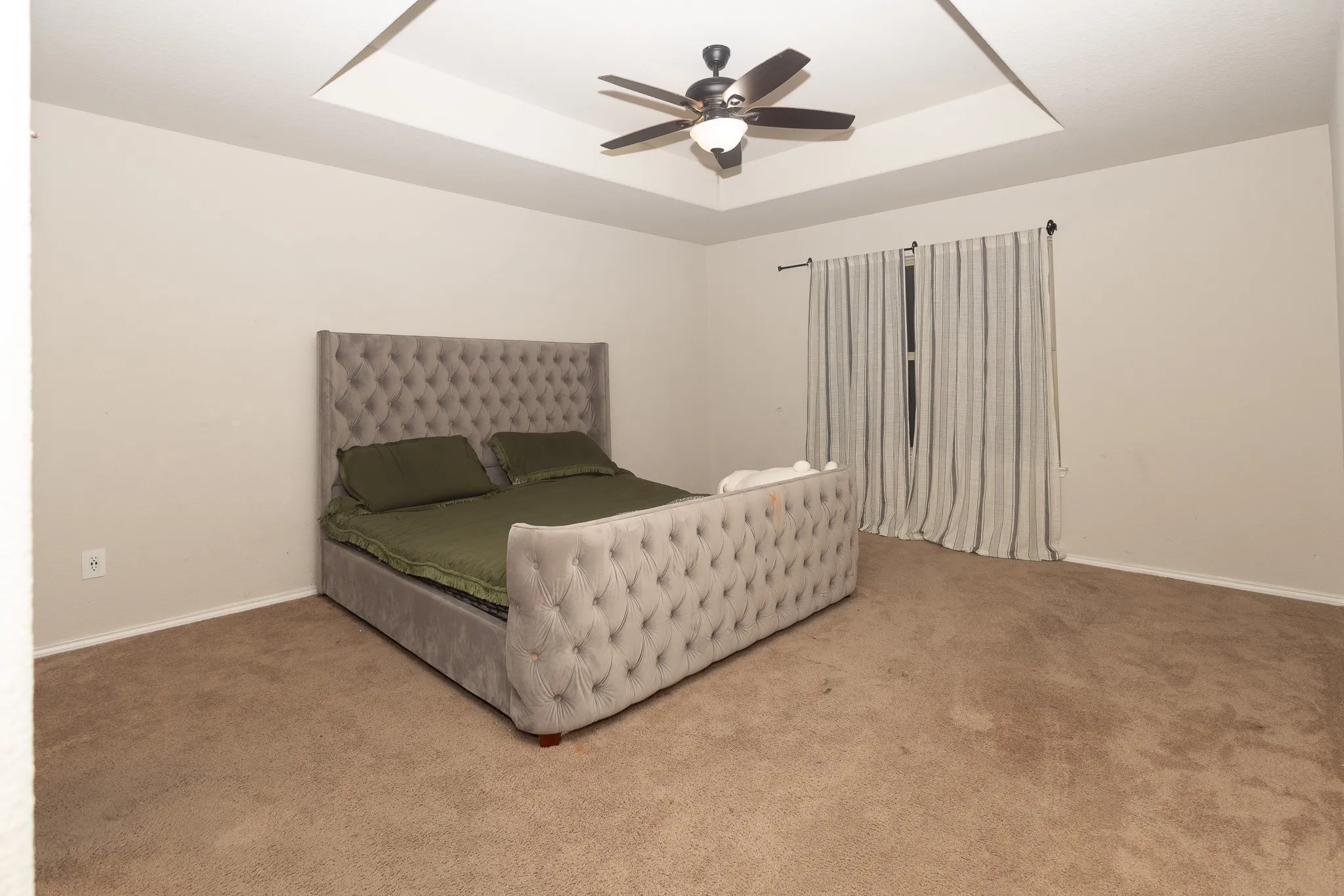 Single Family Residence For Sale in Tarrant County , 6249 Topsail Drive, Fort Worth, Texas 76179, 3 Bedroom, 2 Bathroom, 2 Garage spaces, 1,949 Sqft, built in 2017, mls#21295610, Real Estate Agent in Fort Worth, Homes For Sale in Tarrant county, Homes For Sale in Fort Worth, Realtor in Fort Worth Texas, Real Estate Brokerage Independent Realty Texas, Luminita Cordes Realtor