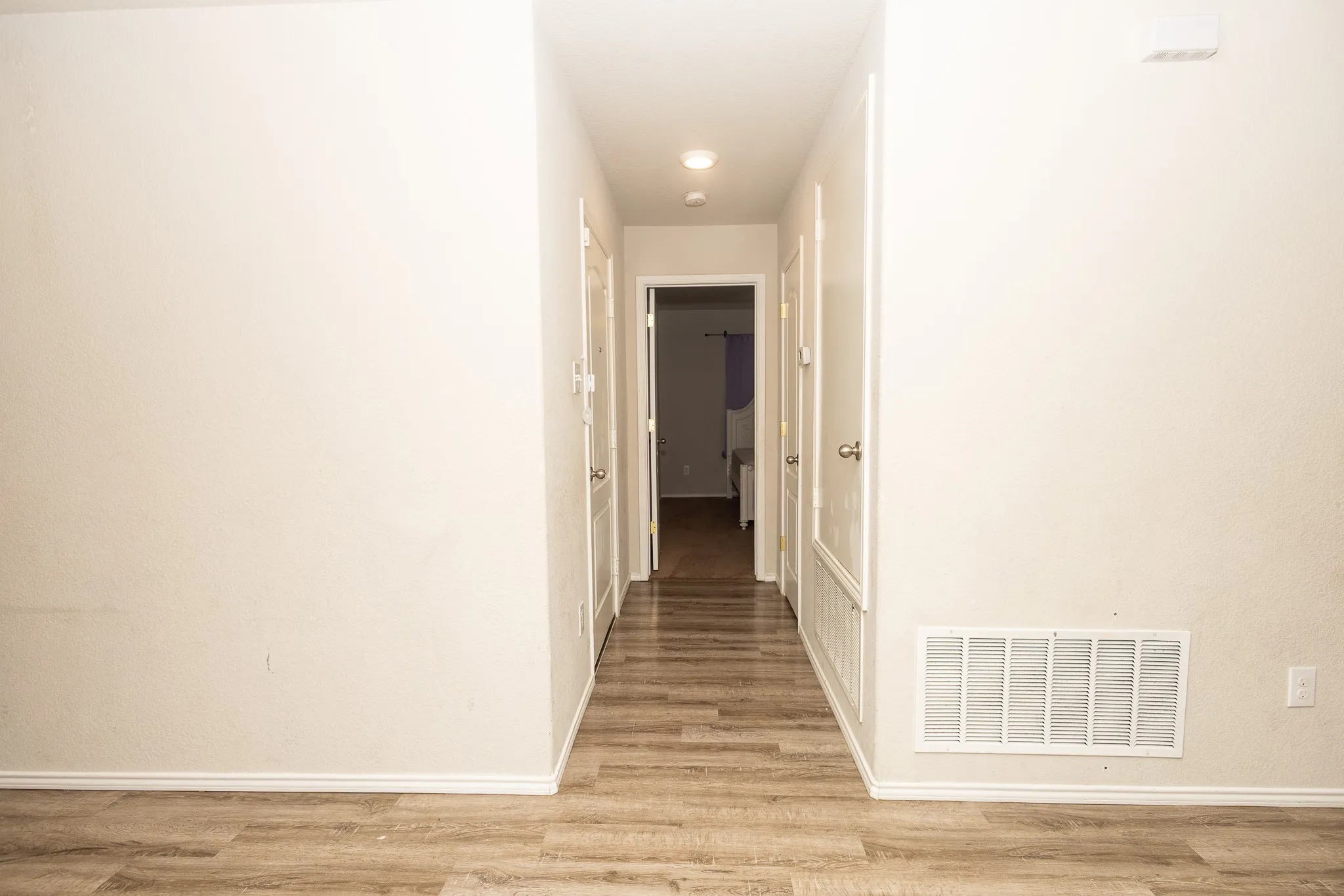 Single Family Residence For Sale in Tarrant County , 6249 Topsail Drive, Fort Worth, Texas 76179, 3 Bedroom, 2 Bathroom, 2 Garage spaces, 1,949 Sqft, built in 2017, mls#21295610, Real Estate Agent in Fort Worth, Homes For Sale in Tarrant county, Homes For Sale in Fort Worth, Realtor in Fort Worth Texas, Real Estate Brokerage Independent Realty Texas, Luminita Cordes Realtor