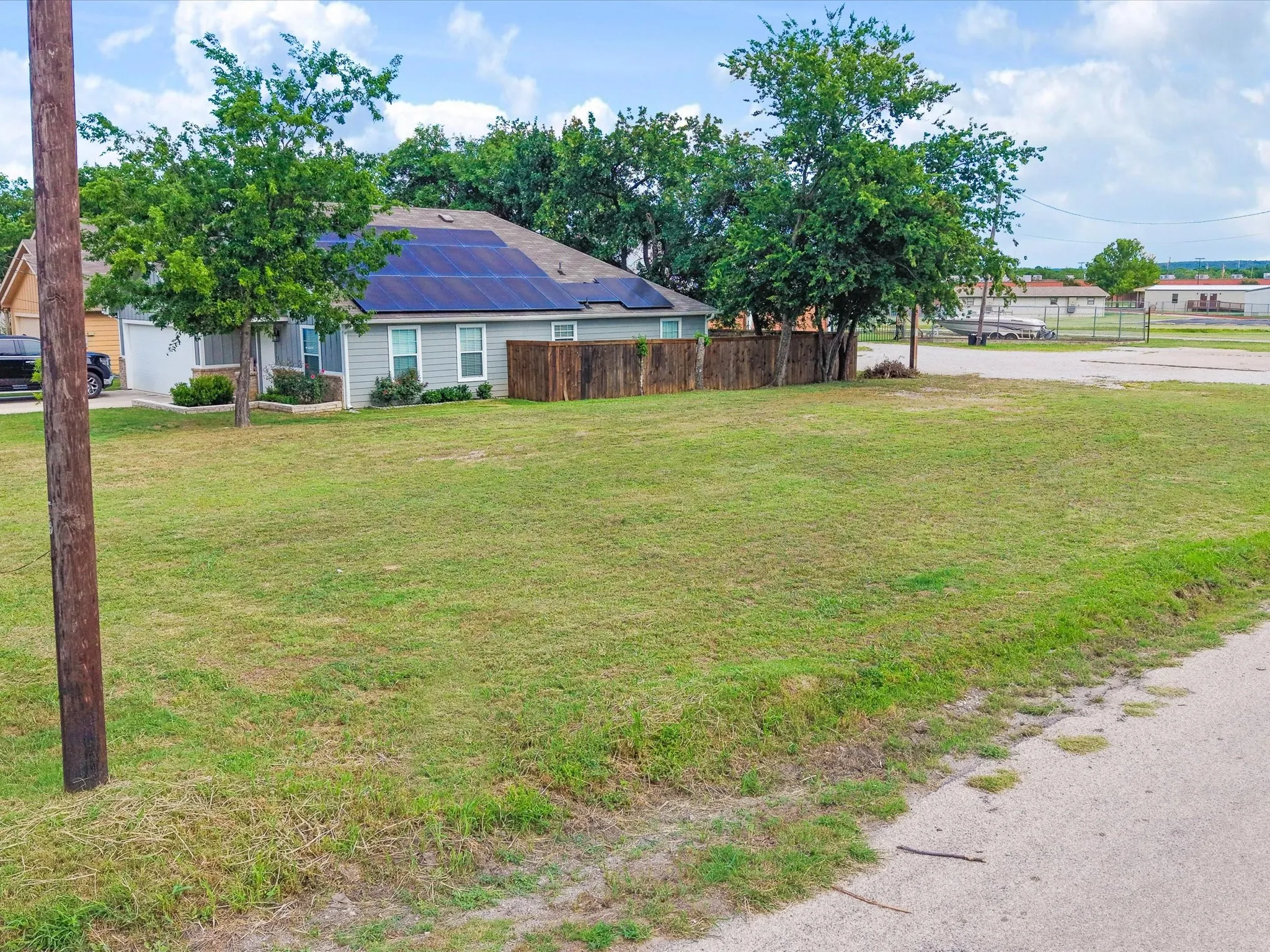 Improved Land For Sale in Palo Pinto County , 1000 SE 3rd Street, Mineral Wells, Texas 76067, 0, 0, Garage spaces, 0 Sqft, built in 0, Price $35,000, mls#21302772, Real Estate Agent in Mineral Wells, Homes For Sale in Palo Pinto county, Homes For Sale in Mineral Wells, Realtor in Mineral Wells Texas, Real Estate Brokerage Independent Realty Texas, Luminita Cordes Realtor
