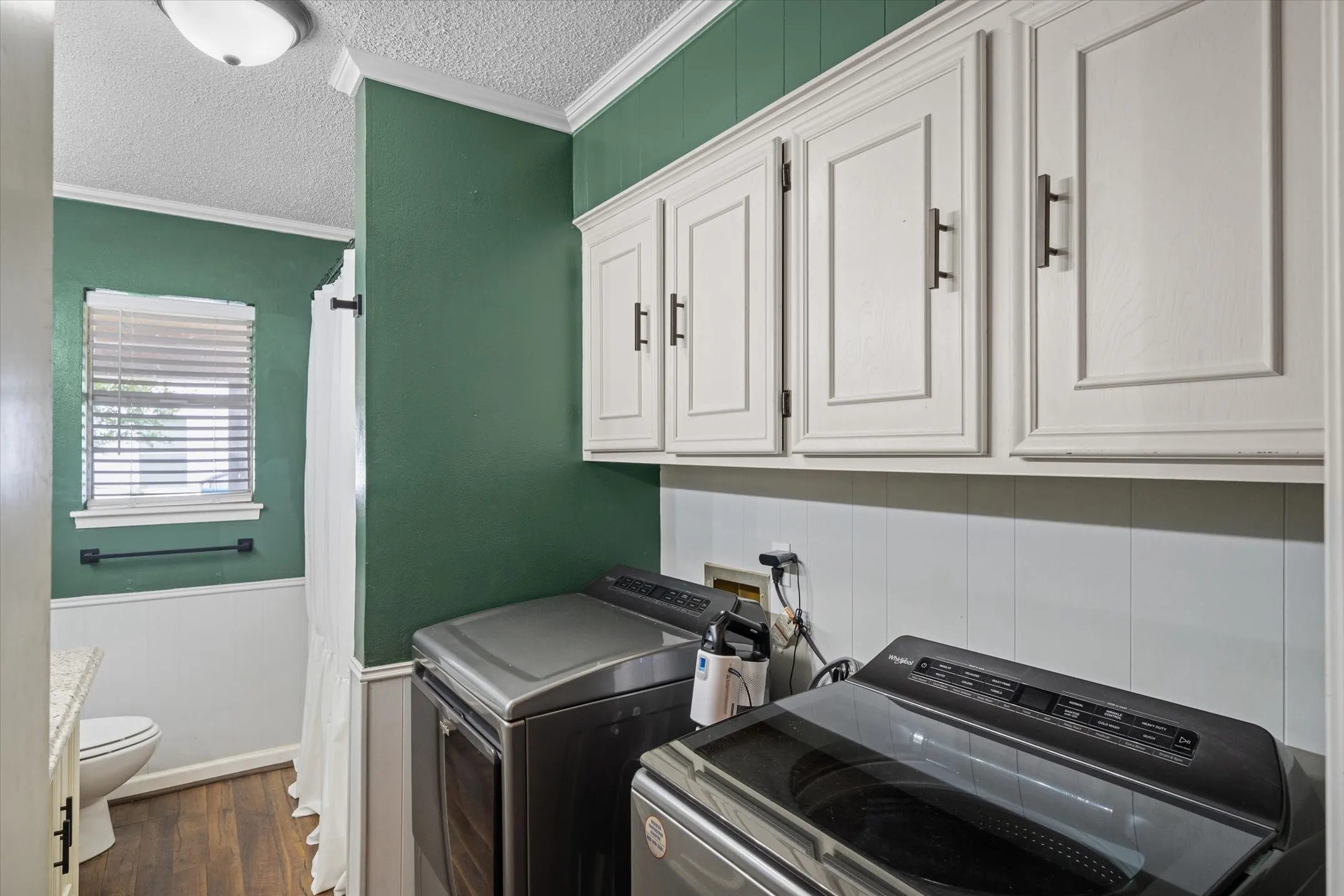 Single Family Residence For Sale in Van Zandt County , 151 W College Street, Canton, Texas 75103, 2 Bedroom, 2 Bathroom, Garage spaces, 1,095 Sqft, built in 1973, mls#21301894, Real Estate Agent in Canton, Homes For Sale in Van Zandt county, Homes For Sale in Canton, Realtor in Canton Texas, Real Estate Brokerage Independent Realty Texas, Luminita Cordes Realtor