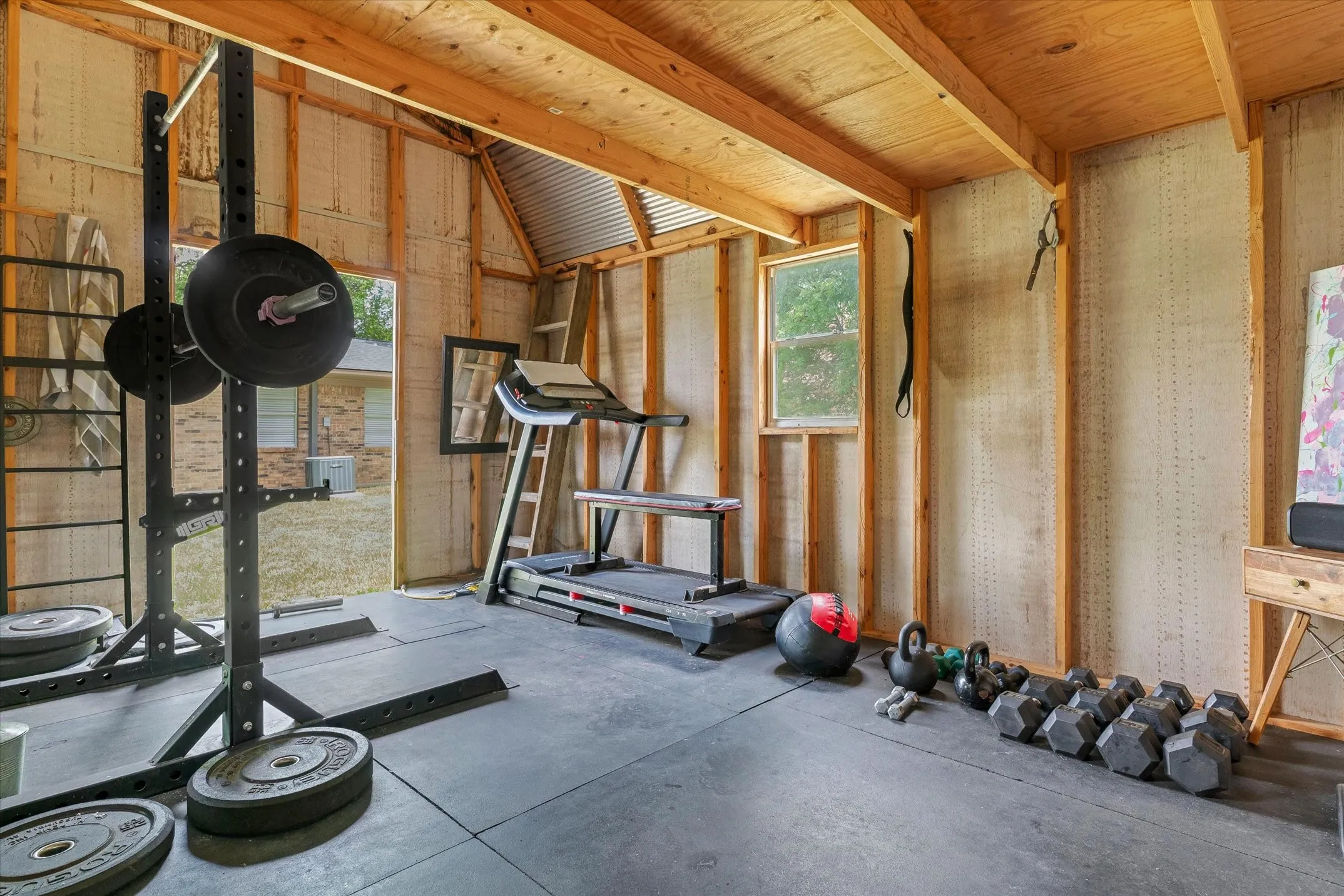 Single Family Residence For Sale in Van Zandt County , 151 W College Street, Canton, Texas 75103, 2 Bedroom, 2 Bathroom, Garage spaces, 1,095 Sqft, built in 1973, mls#21301894, Real Estate Agent in Canton, Homes For Sale in Van Zandt county, Homes For Sale in Canton, Realtor in Canton Texas, Real Estate Brokerage Independent Realty Texas, Luminita Cordes Realtor