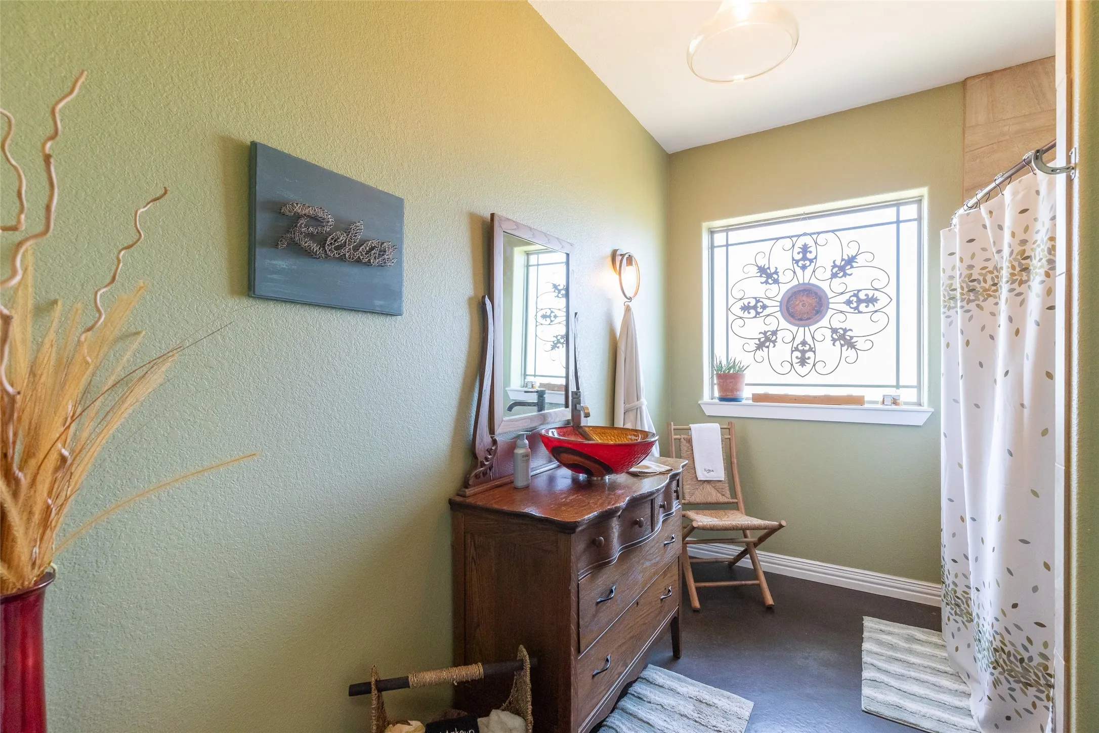Single Family Residence For Sale in Taylor County , 218 County Road 256, Abilene, Texas 79606, 4 Bedroom, 2 Bathroom, 2 Garage spaces, 2,433 Sqft, built in 2012, mls#21298159, Real Estate Agent in Abilene, Homes For Sale in Taylor county, Homes For Sale in Abilene, Realtor in Abilene Texas, Real Estate Brokerage Independent Realty Texas, Luminita Cordes Realtor