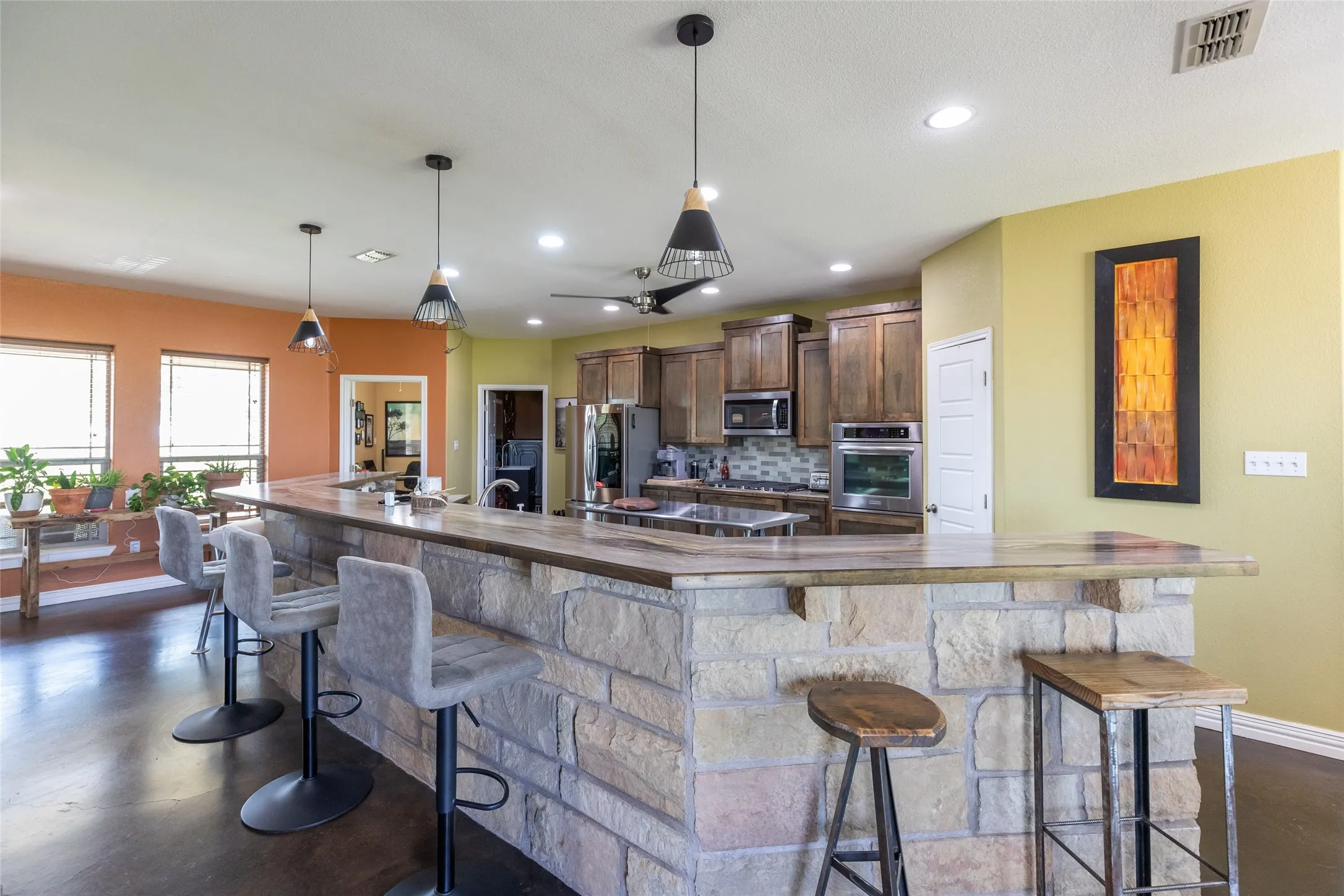 Single Family Residence For Sale in Taylor County , 218 County Road 256, Abilene, Texas 79606, 4 Bedroom, 2 Bathroom, 2 Garage spaces, 2,433 Sqft, built in 2012, mls#21298159, Real Estate Agent in Abilene, Homes For Sale in Taylor county, Homes For Sale in Abilene, Realtor in Abilene Texas, Real Estate Brokerage Independent Realty Texas, Luminita Cordes Realtor