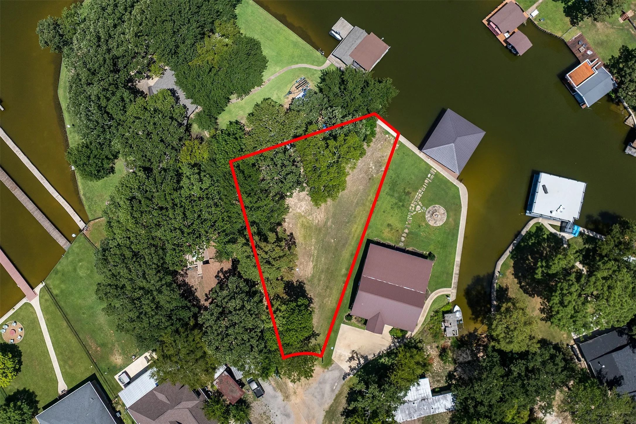 Unimproved Land For Sale in Henderson County , 122 Dowdy, Mabank, Texas 75156, 0, 0, Garage spaces, 0 Sqft, built in 0, Price $185,000, mls#21302820, Real Estate Agent in Mabank, Homes For Sale in Henderson county, Homes For Sale in Mabank, Realtor in Mabank Texas, Real Estate Brokerage Independent Realty Texas, Luminita Cordes Realtor