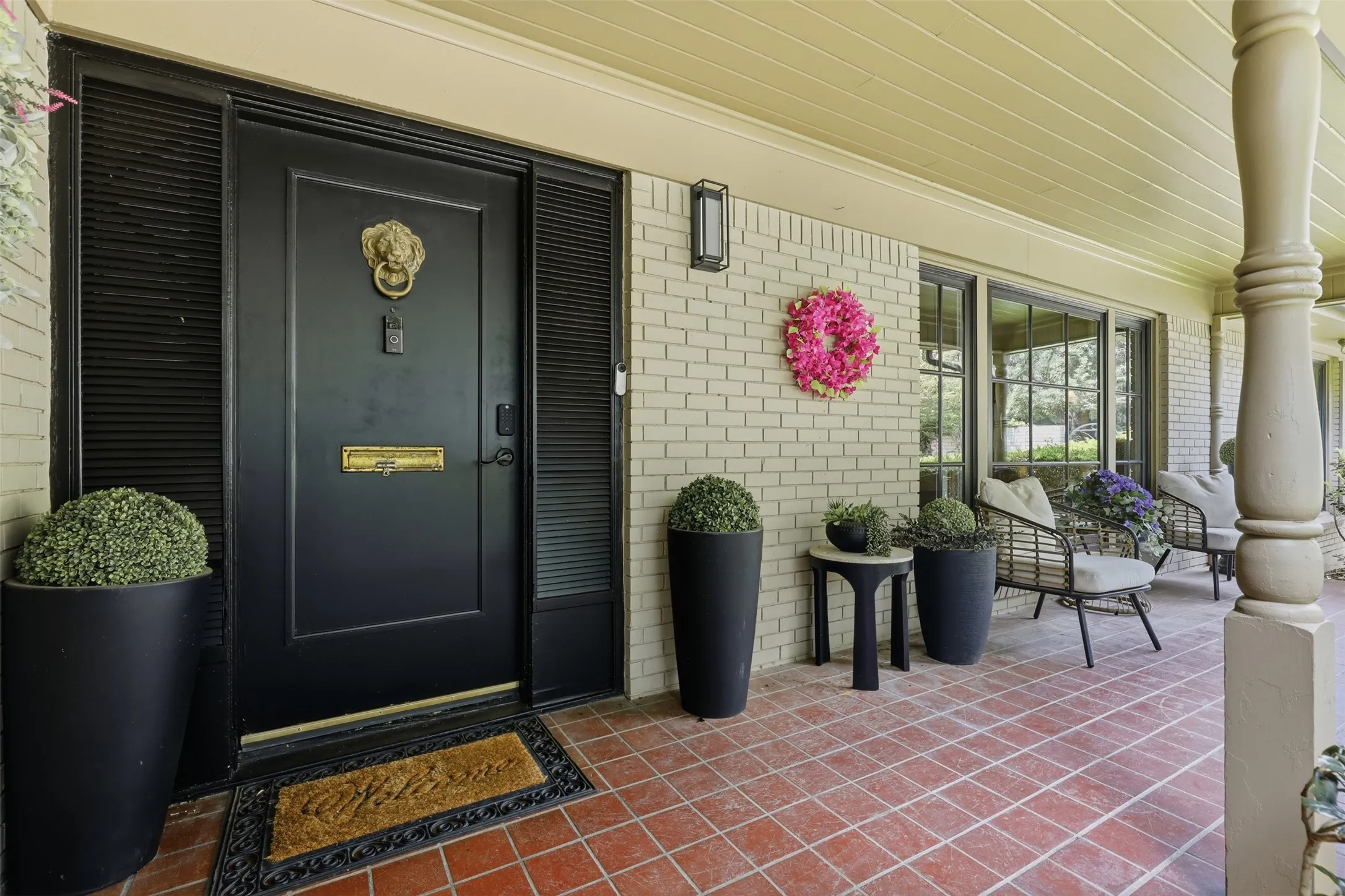Single Family Residence For Sale in Tarrant County , 4004 Angus Drive, Fort Worth, Texas 76116, 4 Bedroom, 4 Bathroom, 2 Garage spaces, 5,178 Sqft, built in 1960, mls#21302817, Real Estate Agent in Fort Worth, Homes For Sale in Tarrant county, Homes For Sale in Fort Worth, Realtor in Fort Worth Texas, Real Estate Brokerage Independent Realty Texas, Luminita Cordes Realtor