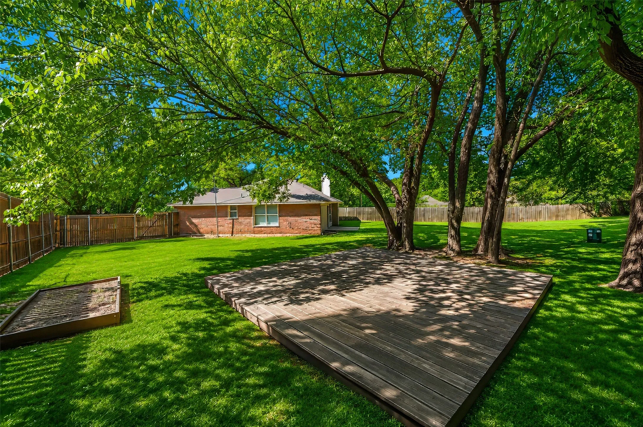 Single Family Residence For Sale in Wise County , 501 Brookfield Drive, Boyd, Texas 76023, 3 Bedroom, 2 Bathroom, 2 Garage spaces, 1,388 Sqft, built in 2002, mls#21302830, Real Estate Agent in Boyd, Homes For Sale in Wise county, Homes For Sale in Boyd, Realtor in Boyd Texas, Real Estate Brokerage Independent Realty Texas, Luminita Cordes Realtor