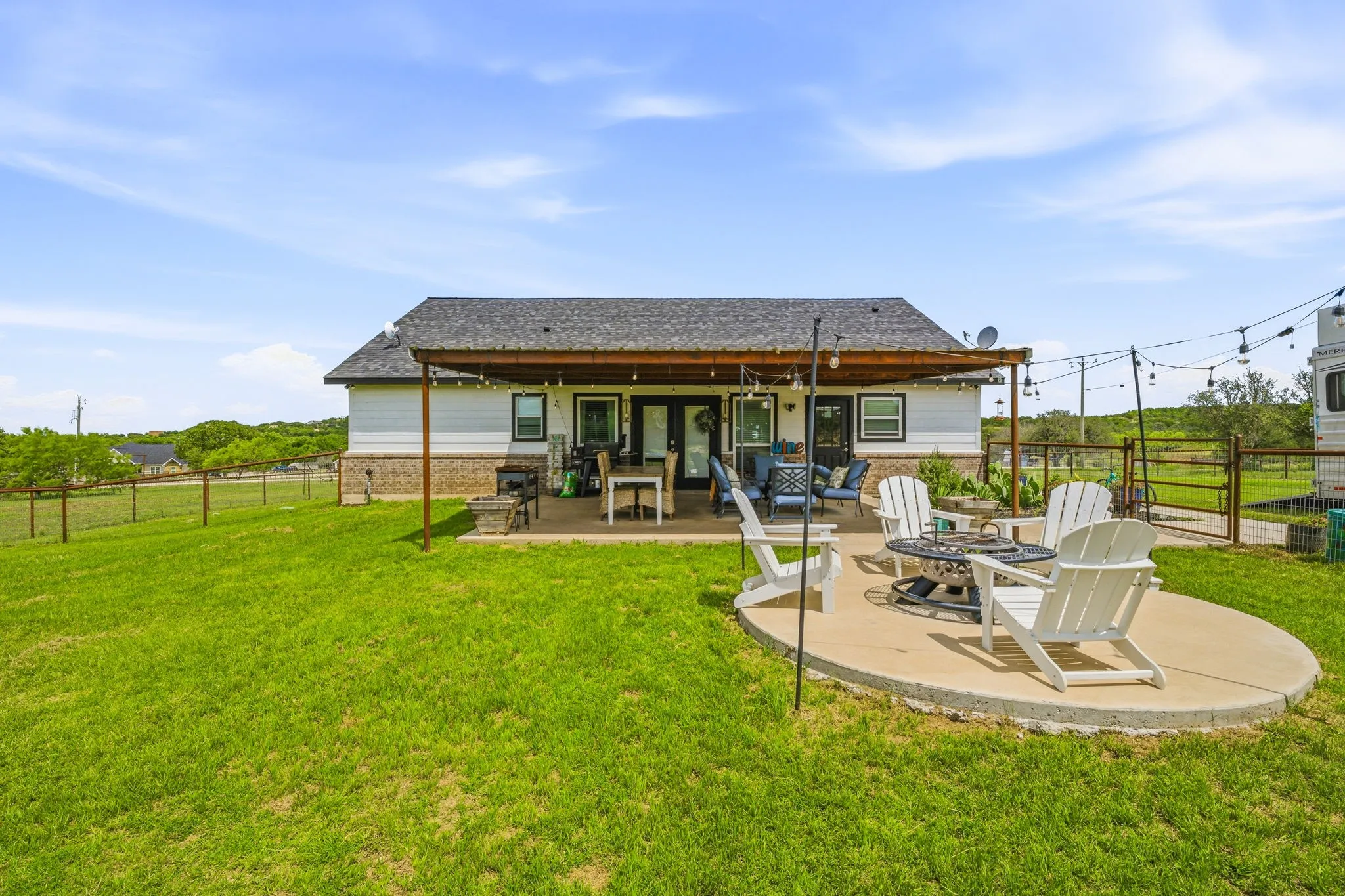 Single Family Residence For Sale in Erath County , 930 County Road 161 Road, Stephenville, Texas 76401, 3 Bedroom, 2 Bathroom, Garage spaces, 1,794 Sqft, built in 2020, Price $975,000, mls#21302657, Real Estate Agent in Stephenville, Homes For Sale in Erath county, Homes For Sale in Stephenville, Realtor in Stephenville Texas, Real Estate Brokerage Independent Realty Texas, Luminita Cordes Realtor