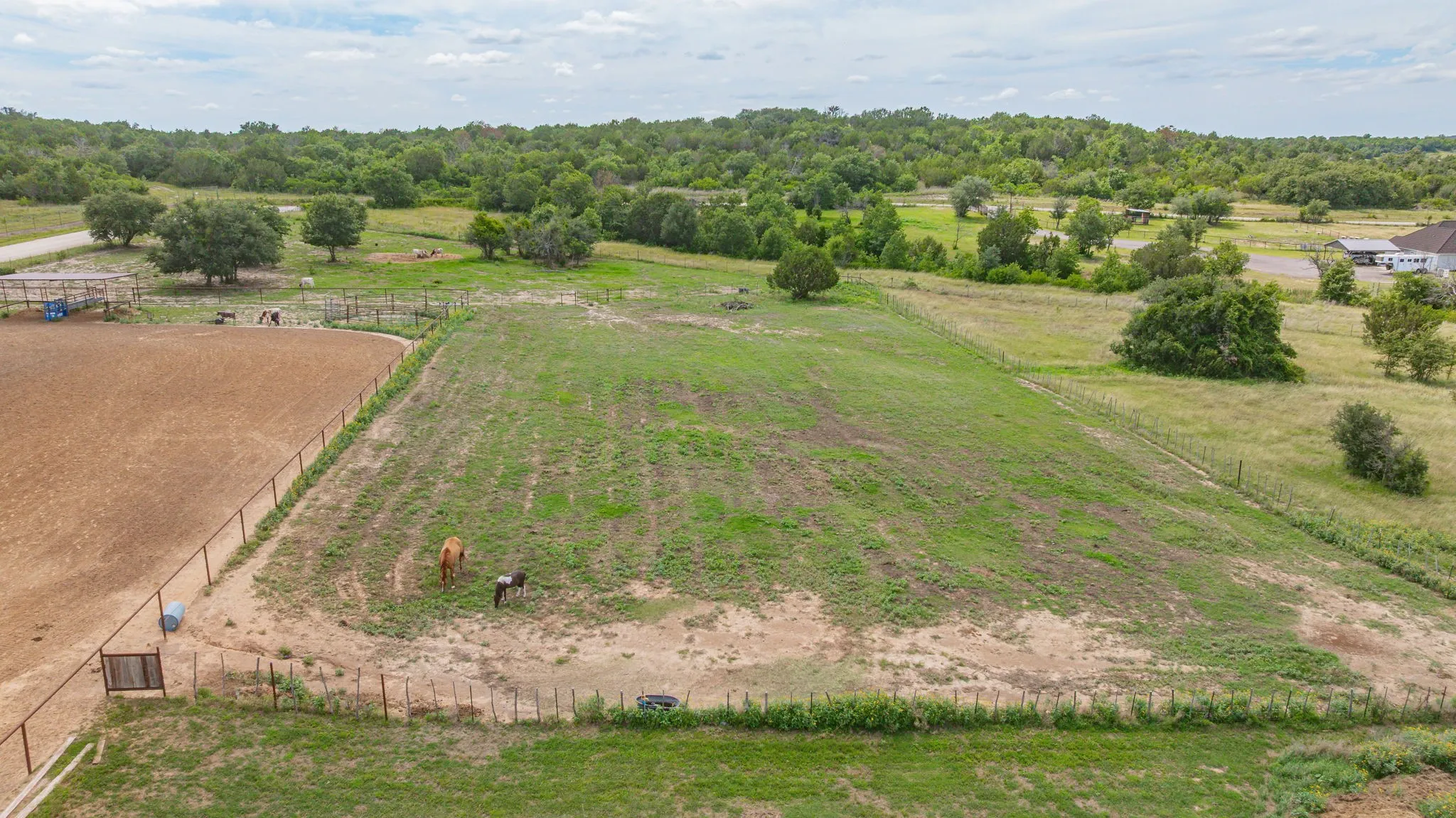 Single Family Residence For Sale in Erath County , 930 County Road 161 Road, Stephenville, Texas 76401, 3 Bedroom, 2 Bathroom, Garage spaces, 1,794 Sqft, built in 2020, Price $975,000, mls#21302657, Real Estate Agent in Stephenville, Homes For Sale in Erath county, Homes For Sale in Stephenville, Realtor in Stephenville Texas, Real Estate Brokerage Independent Realty Texas, Luminita Cordes Realtor