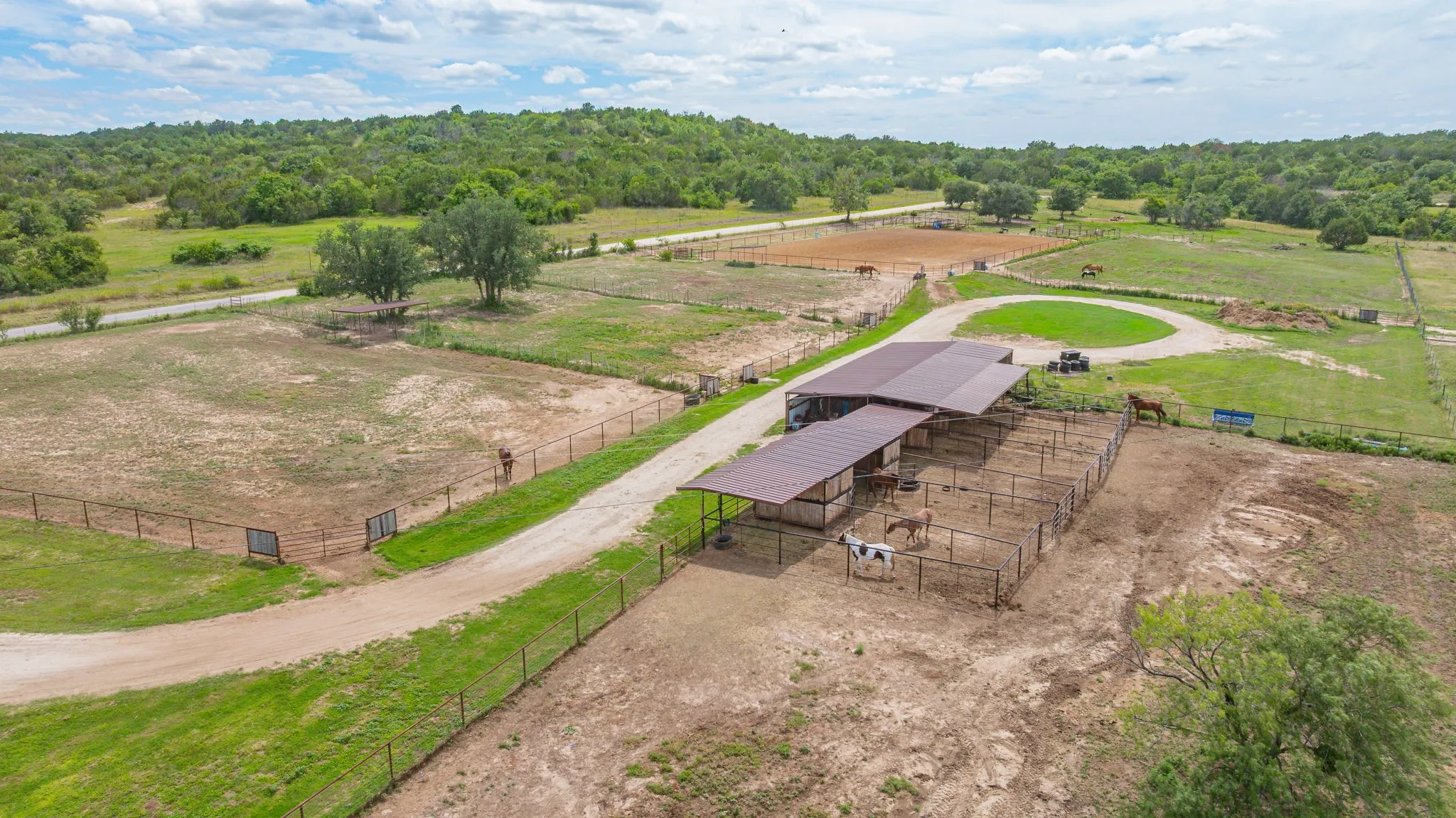 Single Family Residence For Sale in Erath County , 930 County Road 161 Road, Stephenville, Texas 76401, 3 Bedroom, 2 Bathroom, Garage spaces, 1,794 Sqft, built in 2020, Price $975,000, mls#21302657, Real Estate Agent in Stephenville, Homes For Sale in Erath county, Homes For Sale in Stephenville, Realtor in Stephenville Texas, Real Estate Brokerage Independent Realty Texas, Luminita Cordes Realtor