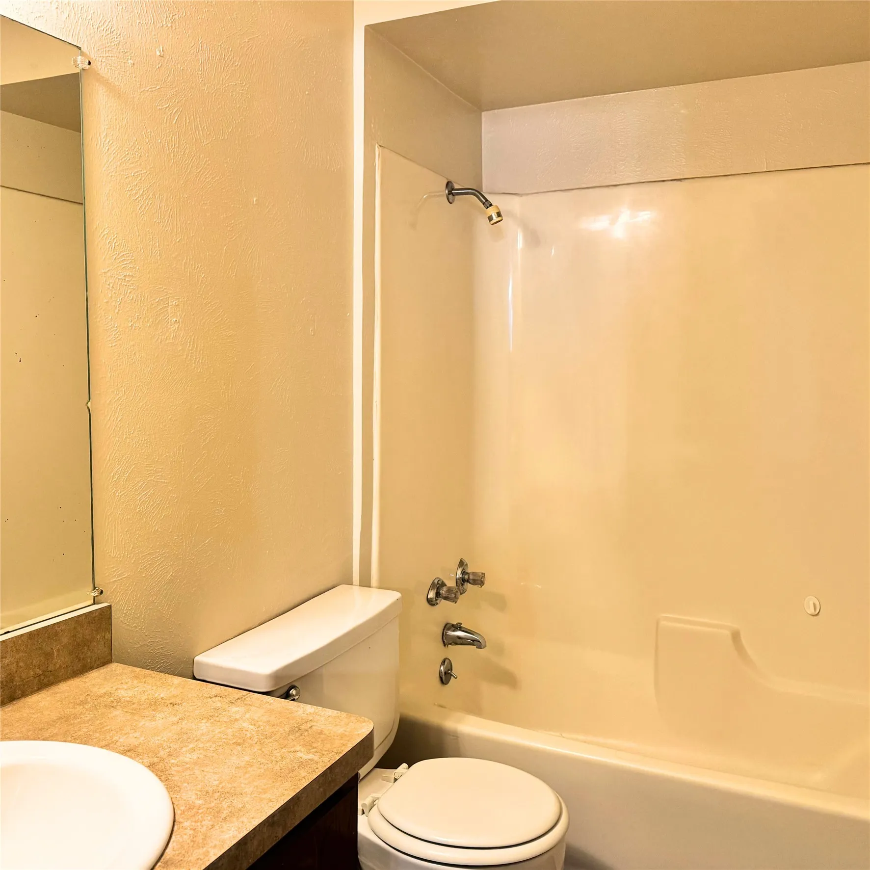 Duplex For Rent in Dallas County , 628 Taylor Court, Duncanville, Texas 75137, 3 Bedroom, 2 Bathroom, Garage spaces, 1,500 Sqft, built in 1978, mls#21302850, Real Estate Agent in Duncanville, Homes For Rent in Dallas county, Homes For Rent in Duncanville, Realtor in Duncanville Texas, Real Estate Brokerage Independent Realty Texas, Luminita Cordes Realtor