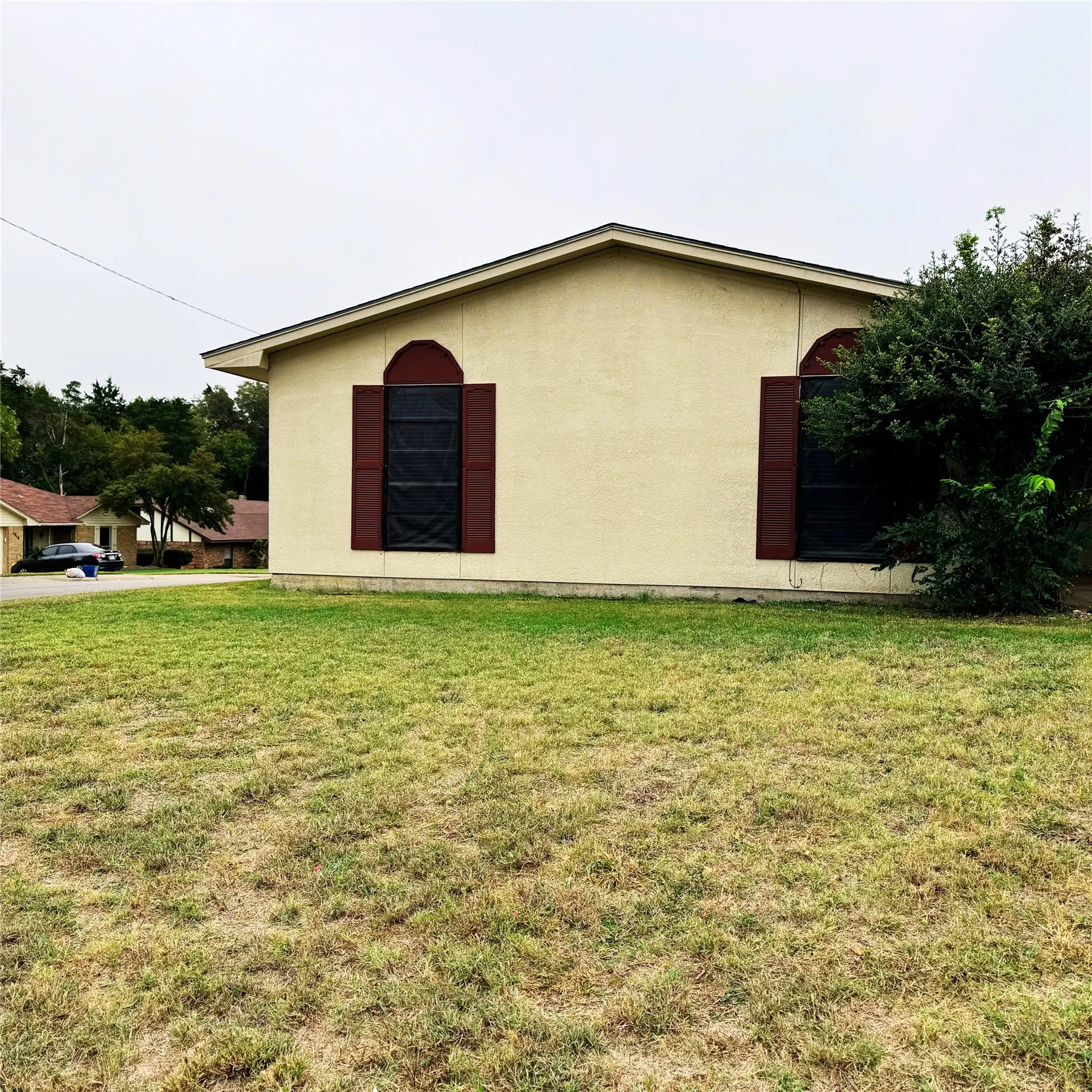 Duplex For Rent in Dallas County , 628 Taylor Court, Duncanville, Texas 75137, 3 Bedroom, 2 Bathroom, Garage spaces, 1,500 Sqft, built in 1978, mls#21302850, Real Estate Agent in Duncanville, Homes For Rent in Dallas county, Homes For Rent in Duncanville, Realtor in Duncanville Texas, Real Estate Brokerage Independent Realty Texas, Luminita Cordes Realtor