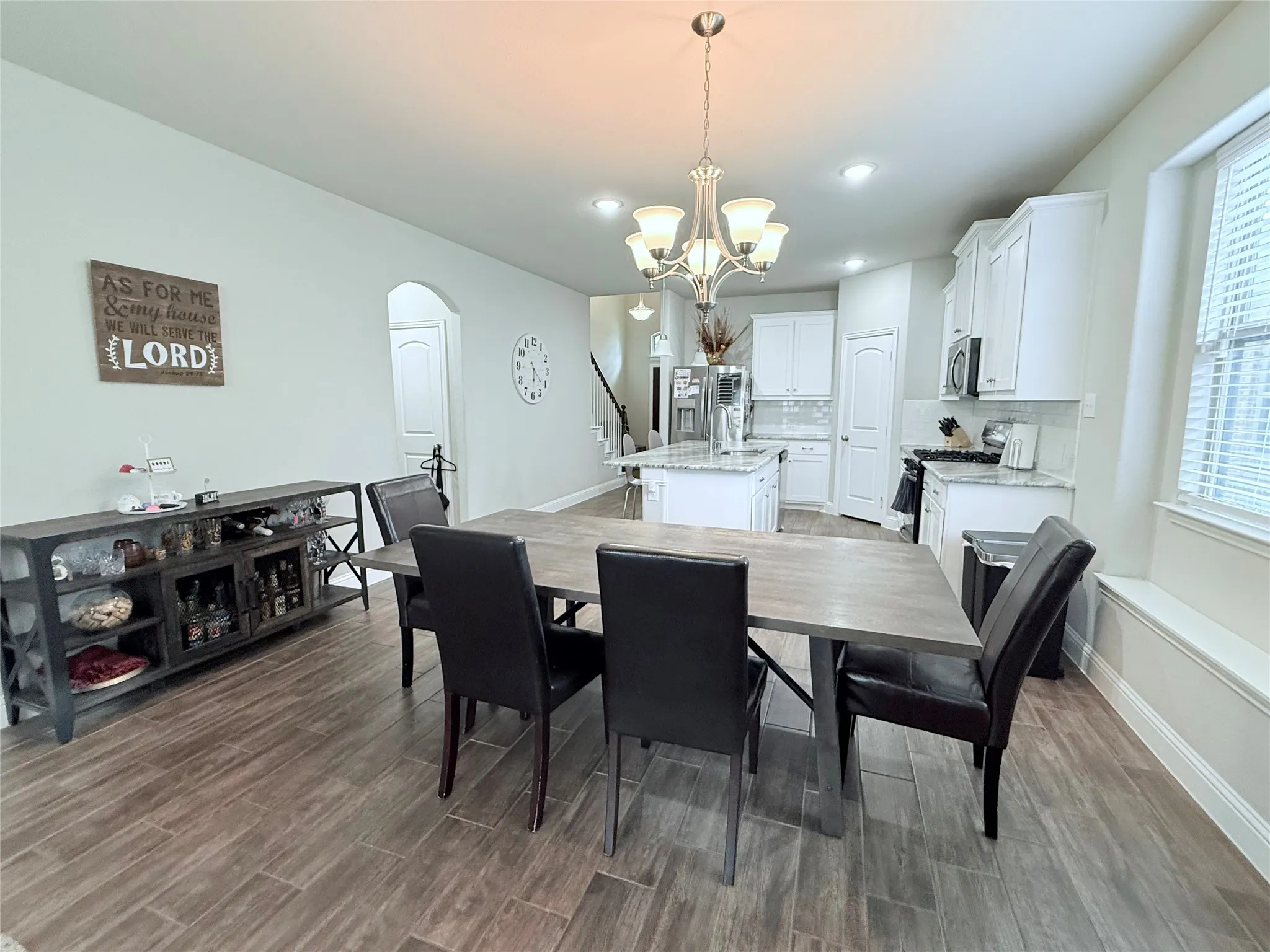 Single Family Residence For Sale in Hunt County , 612 Redwood Drive, Greenville, Texas 75402, 4 Bedroom, 3 Bathroom, 2 Garage spaces, 2,177 Sqft, built in 2019, mls#21300035, Real Estate Agent in Greenville, Homes For Sale in Hunt county, Homes For Sale in Greenville, Realtor in Greenville Texas, Real Estate Brokerage Independent Realty Texas, Luminita Cordes Realtor