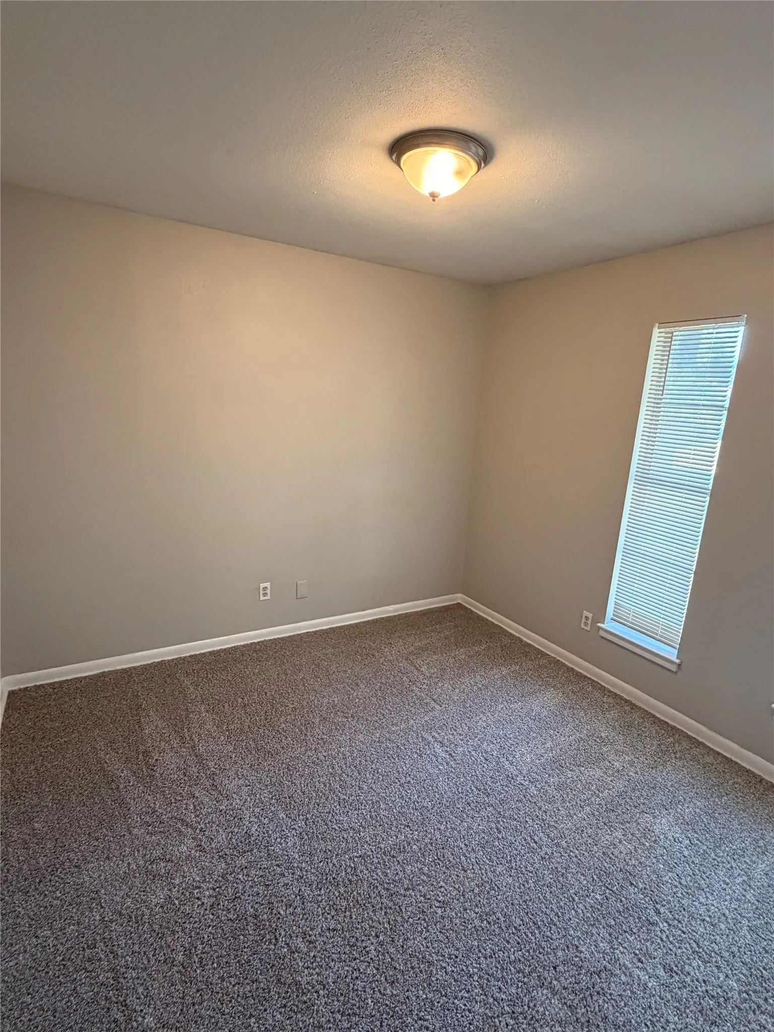 Single Family Residence For Rent in Tarrant County , 7425 Van Natta Lane, Fort Worth, Texas 76112, 3 Bedroom, 2 Bathroom, 2 Garage spaces, 1,634 Sqft, built in 1967, mls#21302856, Real Estate Agent in Fort Worth, Homes For Rent in Tarrant county, Homes For Rent in Fort Worth, Realtor in Fort Worth Texas, Real Estate Brokerage Independent Realty Texas, Luminita Cordes Realtor