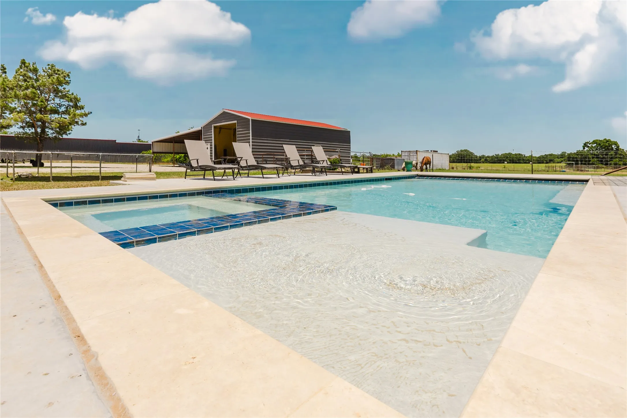 Single Family Residence For Sale in Eastland County , 6217 Highway 183, Cisco, Texas 76437, 3 Bedroom, 2 Bathroom, 2 Garage spaces, 2,240 Sqft, built in 1980, mls#21302703, Real Estate Agent in Cisco, Homes For Sale in Eastland county, Homes For Sale in Cisco, Realtor in Cisco Texas, Real Estate Brokerage Independent Realty Texas, Luminita Cordes Realtor
