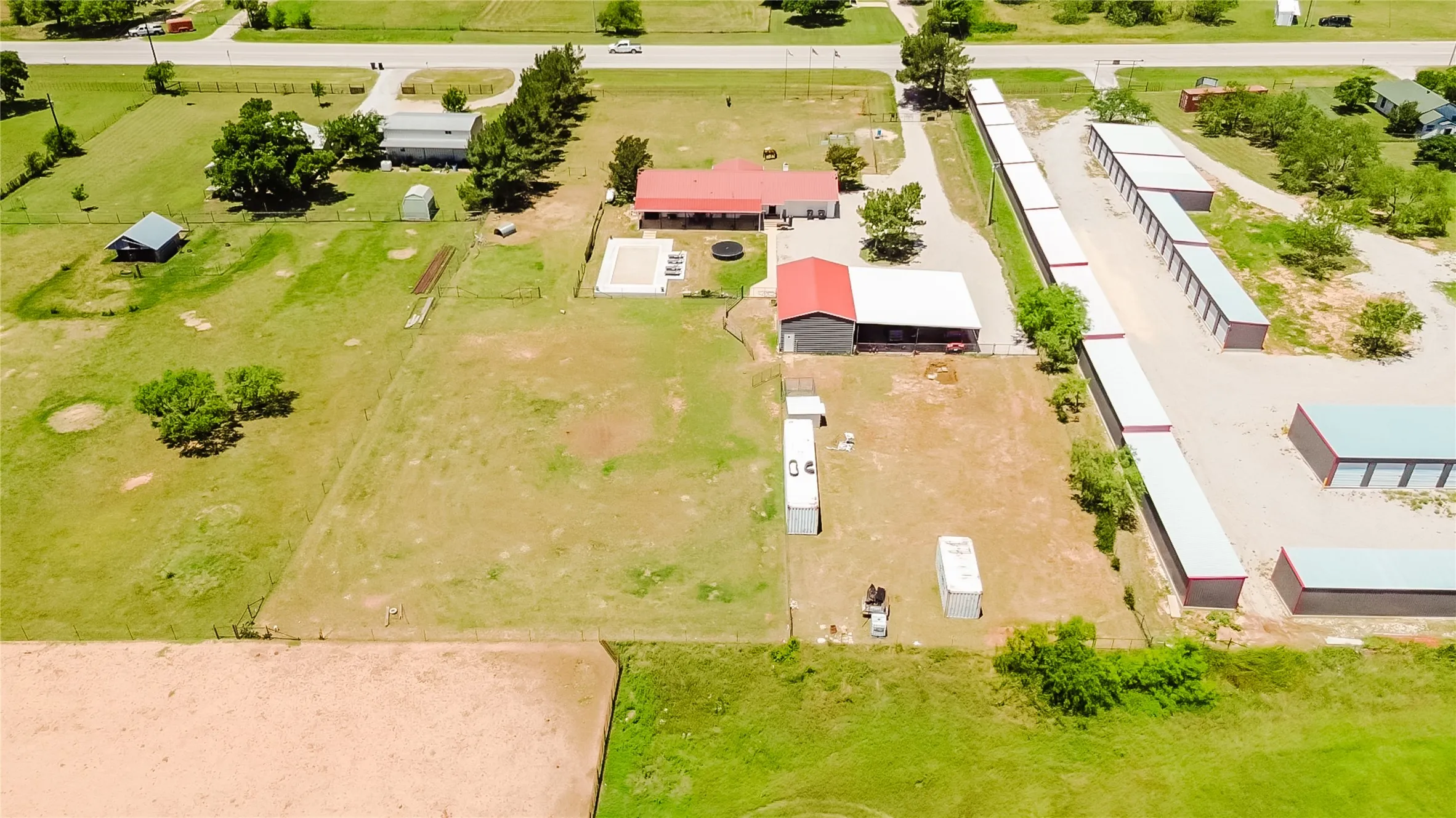 Single Family Residence For Sale in Eastland County , 6217 Highway 183, Cisco, Texas 76437, 3 Bedroom, 2 Bathroom, 2 Garage spaces, 2,240 Sqft, built in 1980, mls#21302703, Real Estate Agent in Cisco, Homes For Sale in Eastland county, Homes For Sale in Cisco, Realtor in Cisco Texas, Real Estate Brokerage Independent Realty Texas, Luminita Cordes Realtor