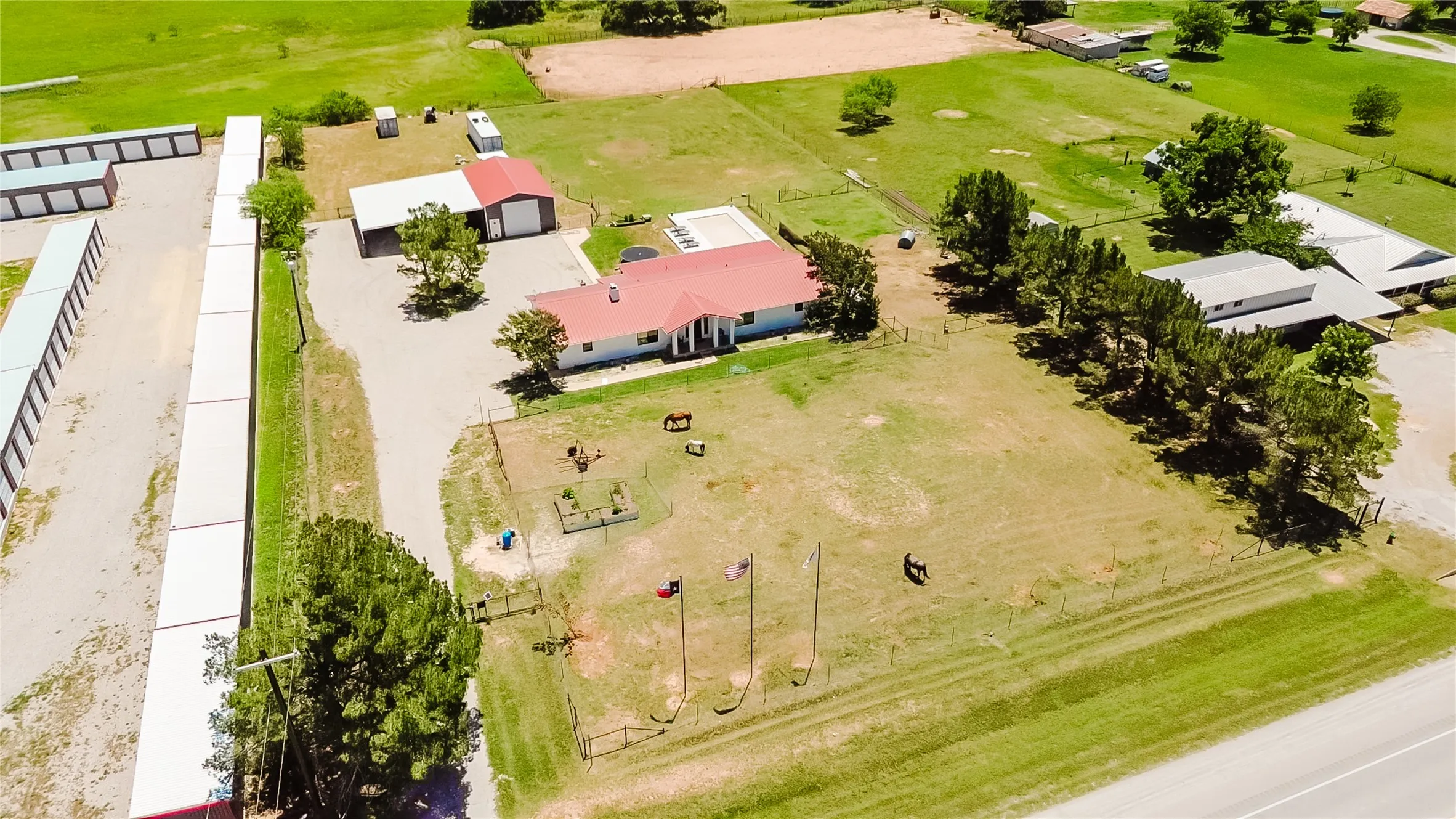 Single Family Residence For Sale in Eastland County , 6217 Highway 183, Cisco, Texas 76437, 3 Bedroom, 2 Bathroom, 2 Garage spaces, 2,240 Sqft, built in 1980, mls#21302703, Real Estate Agent in Cisco, Homes For Sale in Eastland county, Homes For Sale in Cisco, Realtor in Cisco Texas, Real Estate Brokerage Independent Realty Texas, Luminita Cordes Realtor