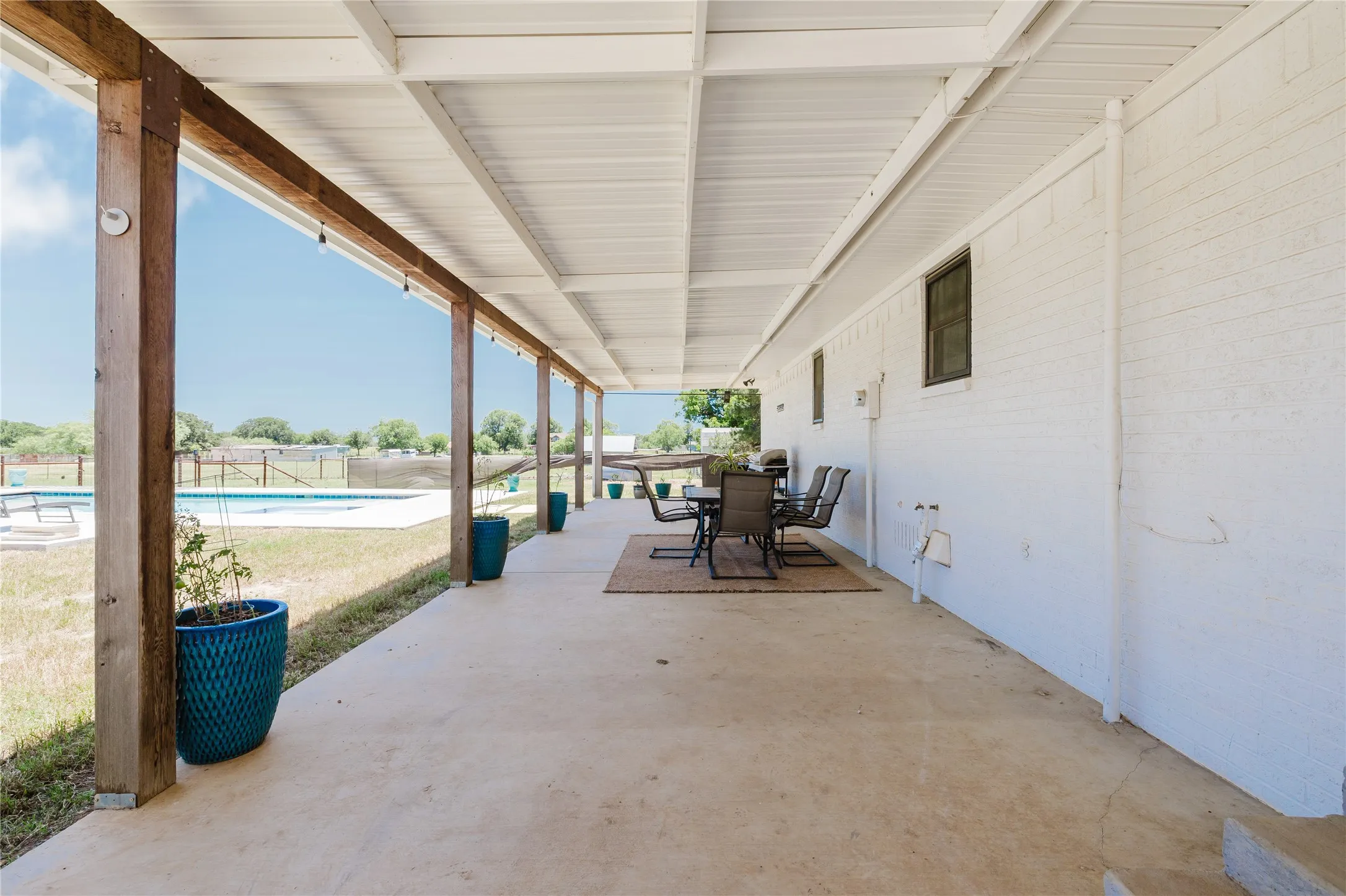 Single Family Residence For Sale in Eastland County , 6217 Highway 183, Cisco, Texas 76437, 3 Bedroom, 2 Bathroom, 2 Garage spaces, 2,240 Sqft, built in 1980, mls#21302703, Real Estate Agent in Cisco, Homes For Sale in Eastland county, Homes For Sale in Cisco, Realtor in Cisco Texas, Real Estate Brokerage Independent Realty Texas, Luminita Cordes Realtor