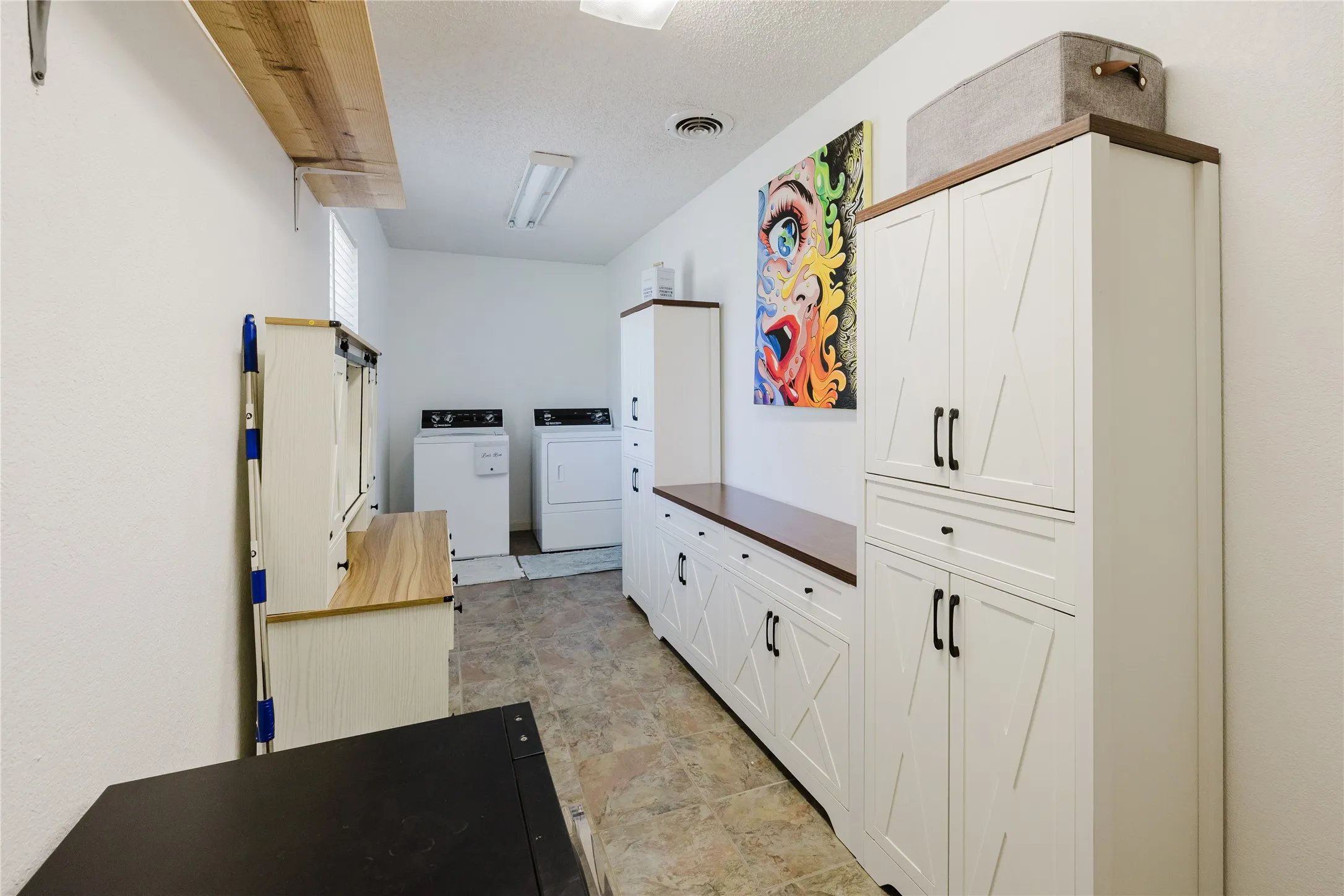 Single Family Residence For Sale in Eastland County , 6217 Highway 183, Cisco, Texas 76437, 3 Bedroom, 2 Bathroom, 2 Garage spaces, 2,240 Sqft, built in 1980, mls#21302703, Real Estate Agent in Cisco, Homes For Sale in Eastland county, Homes For Sale in Cisco, Realtor in Cisco Texas, Real Estate Brokerage Independent Realty Texas, Luminita Cordes Realtor