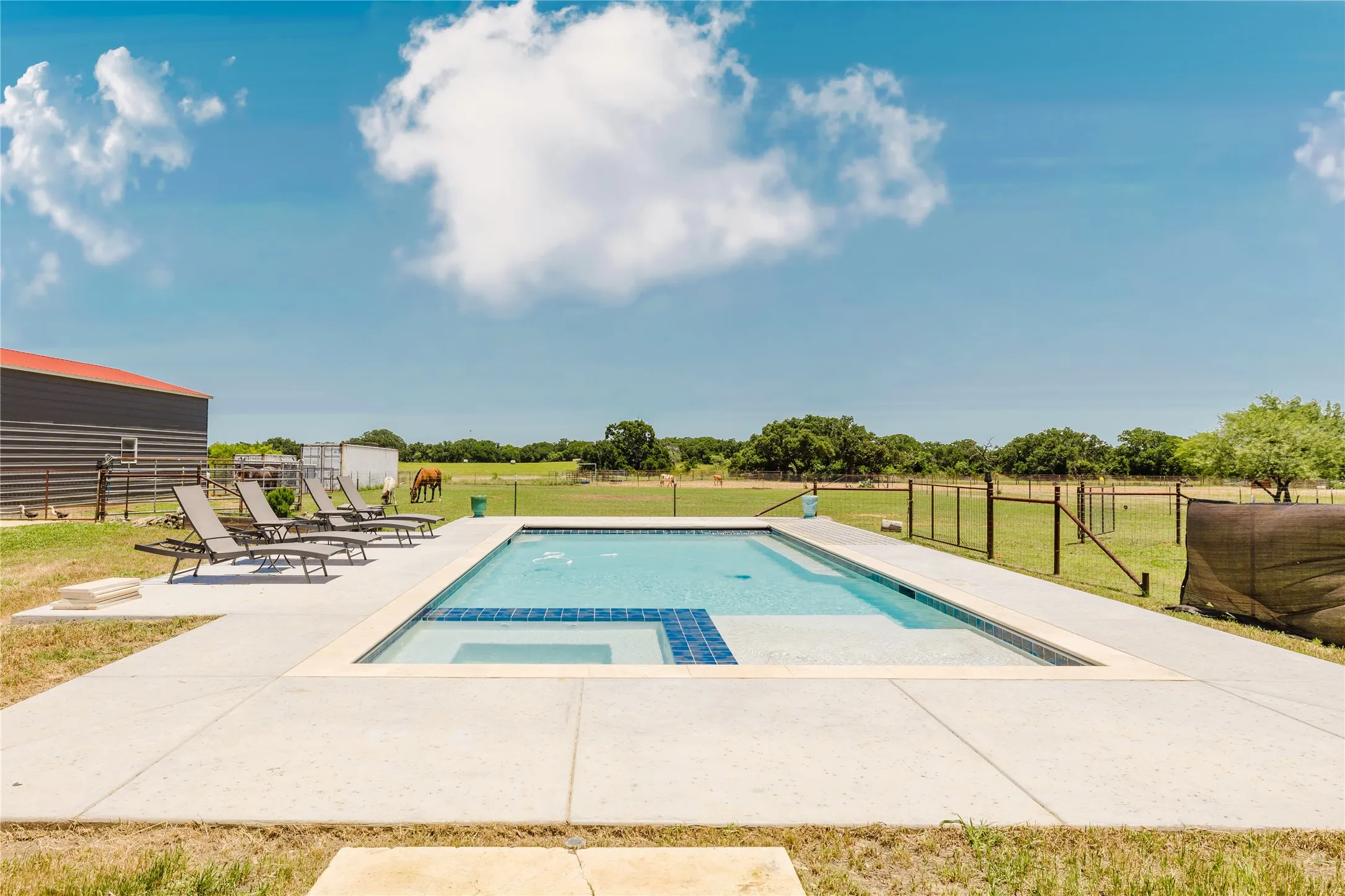 Single Family Residence For Sale in Eastland County , 6217 Highway 183, Cisco, Texas 76437, 3 Bedroom, 2 Bathroom, 2 Garage spaces, 2,240 Sqft, built in 1980, mls#21302703, Real Estate Agent in Cisco, Homes For Sale in Eastland county, Homes For Sale in Cisco, Realtor in Cisco Texas, Real Estate Brokerage Independent Realty Texas, Luminita Cordes Realtor
